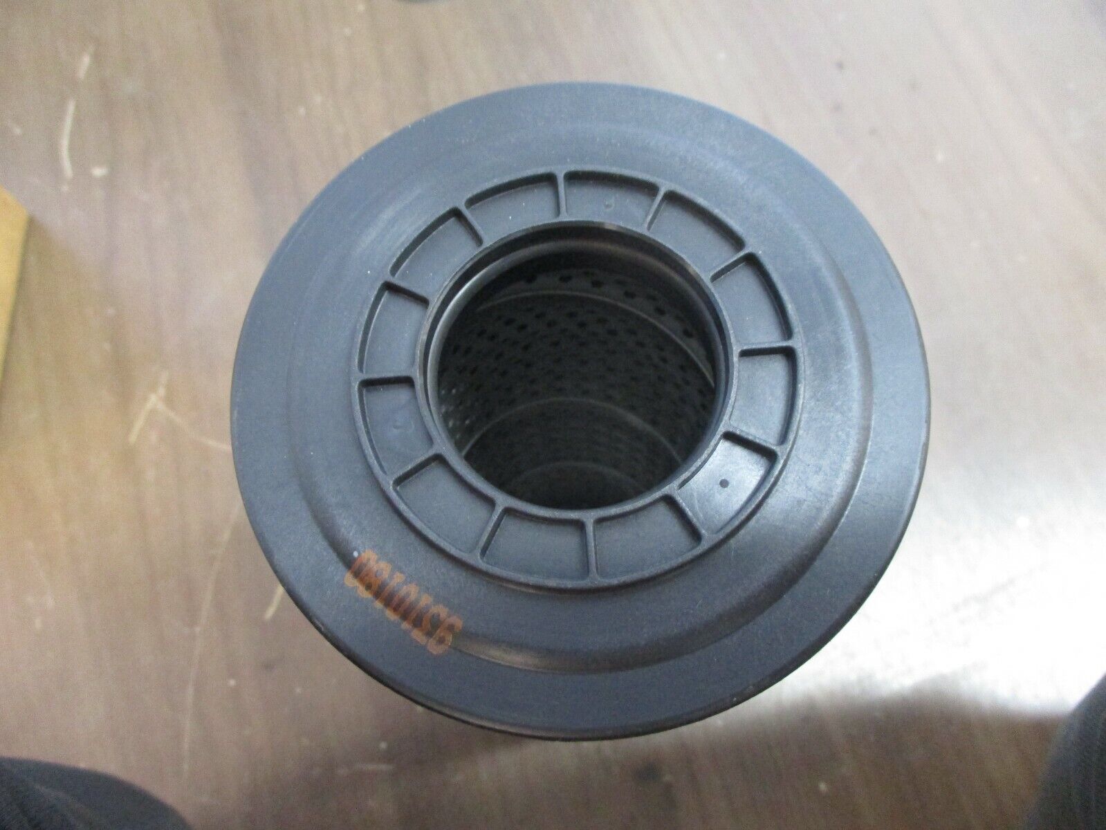 Parker Filter Element931018Q 20Q PN New Surplus