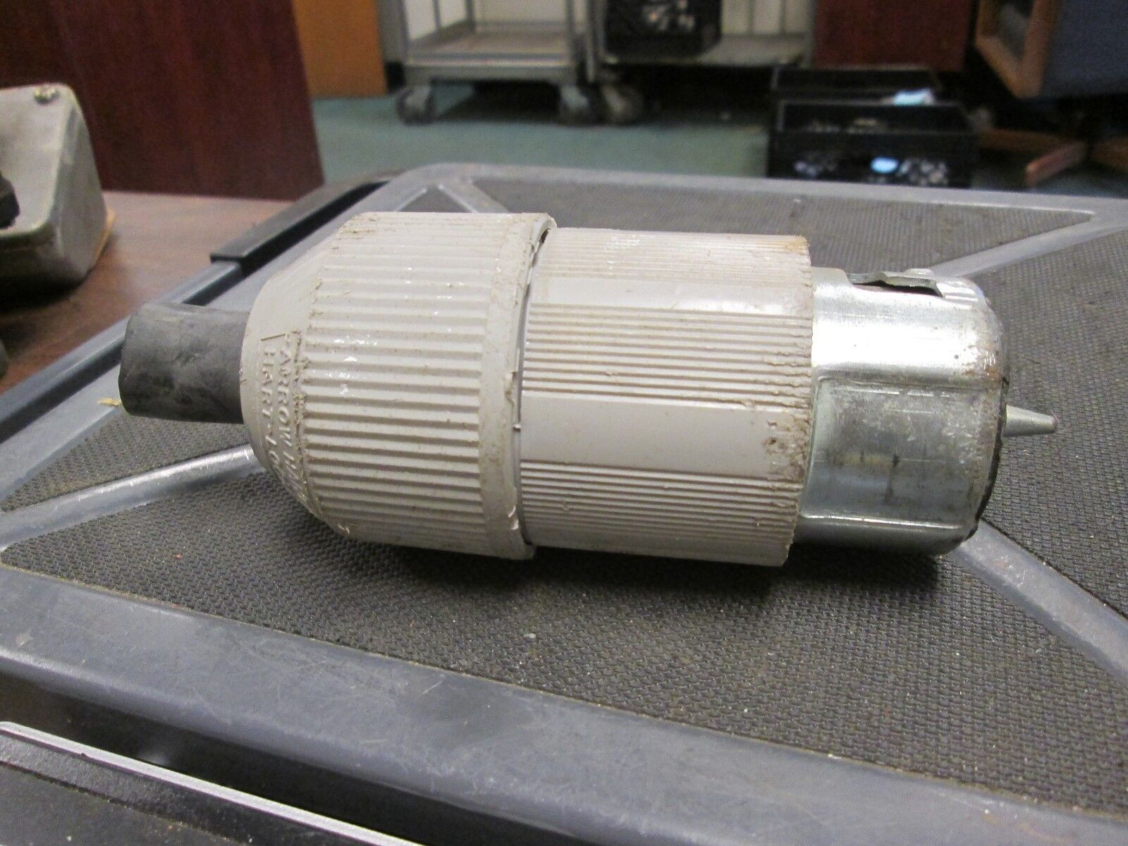 Arrow Hart Hart-Lock Receptacle 50A 125/250V 4W Used