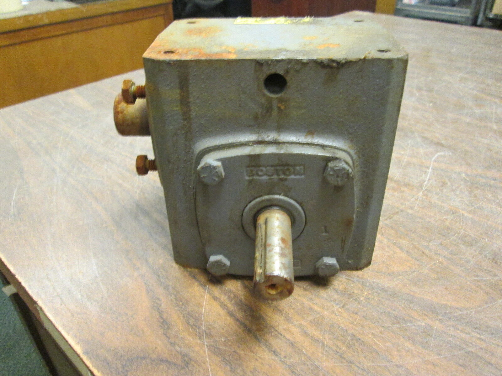 Boston Gear Reducer F71520BSH 0.63HP In Ratio 20:1 377 lb/in Torque Out Used