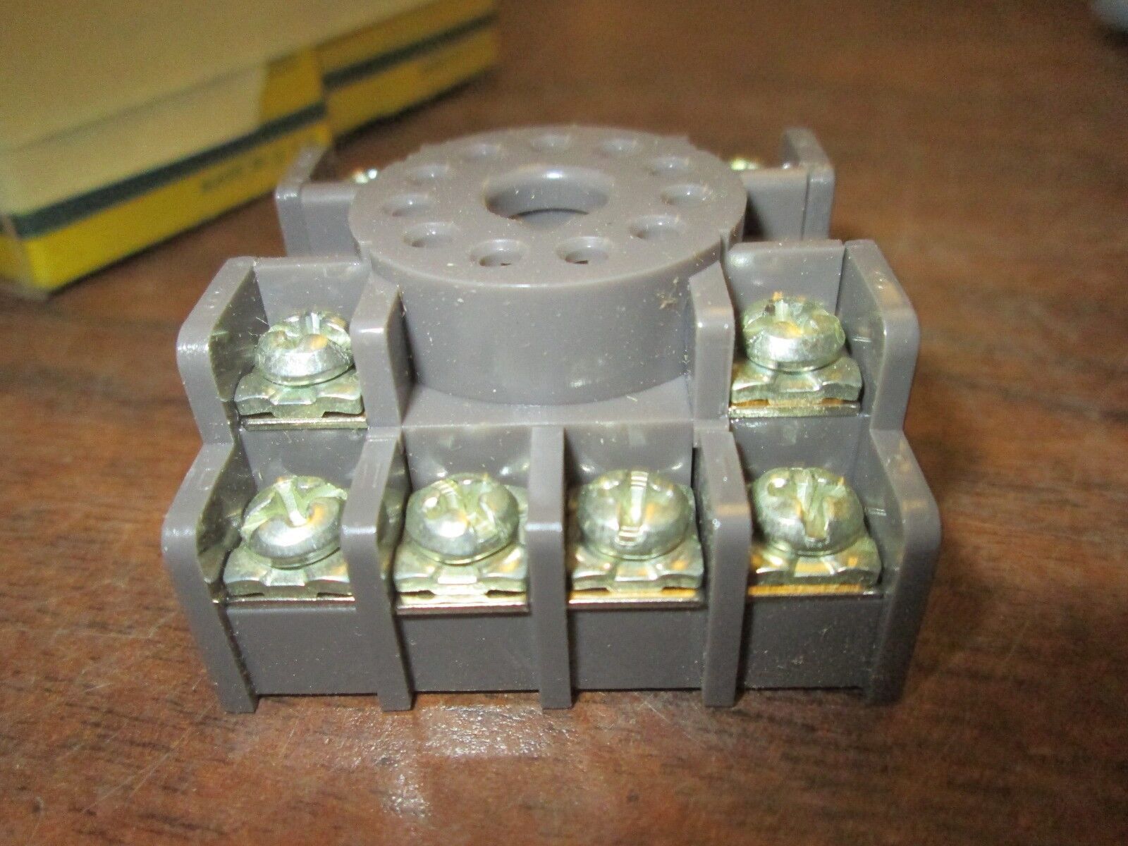 Square D Relay Socket 8501 NR6 11-Pin Lot of 4 New Surplus