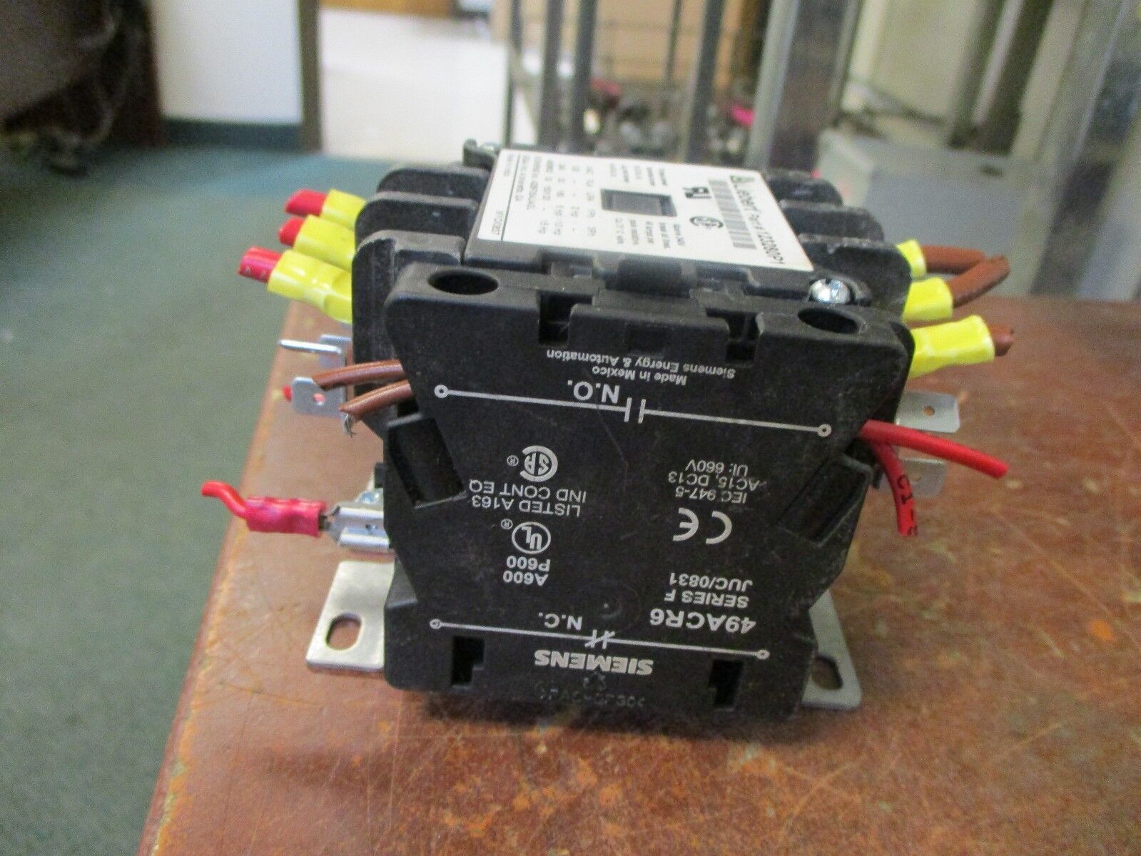 Liebert Contactor 123280P1 24V Coil 30A 600V w/Aux Contact Used