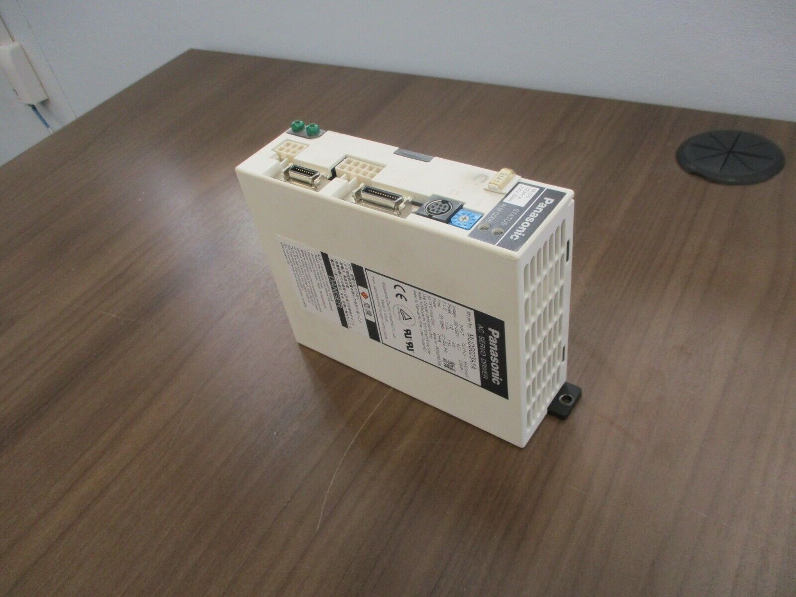 Panasonic AC Servo Driver MUDS023A1A Encoder: 2500P/r Used