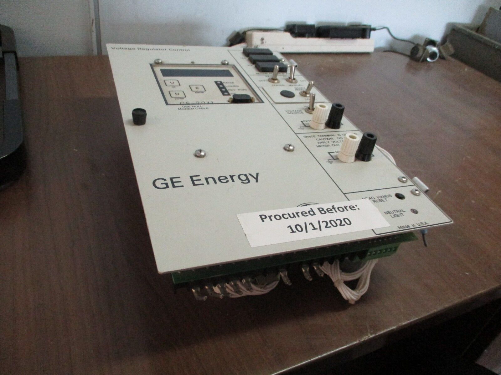GE GE-2011 Voltage Regulator Control L208G10 F/W: D-0067 V07.08.17 60Hz Used