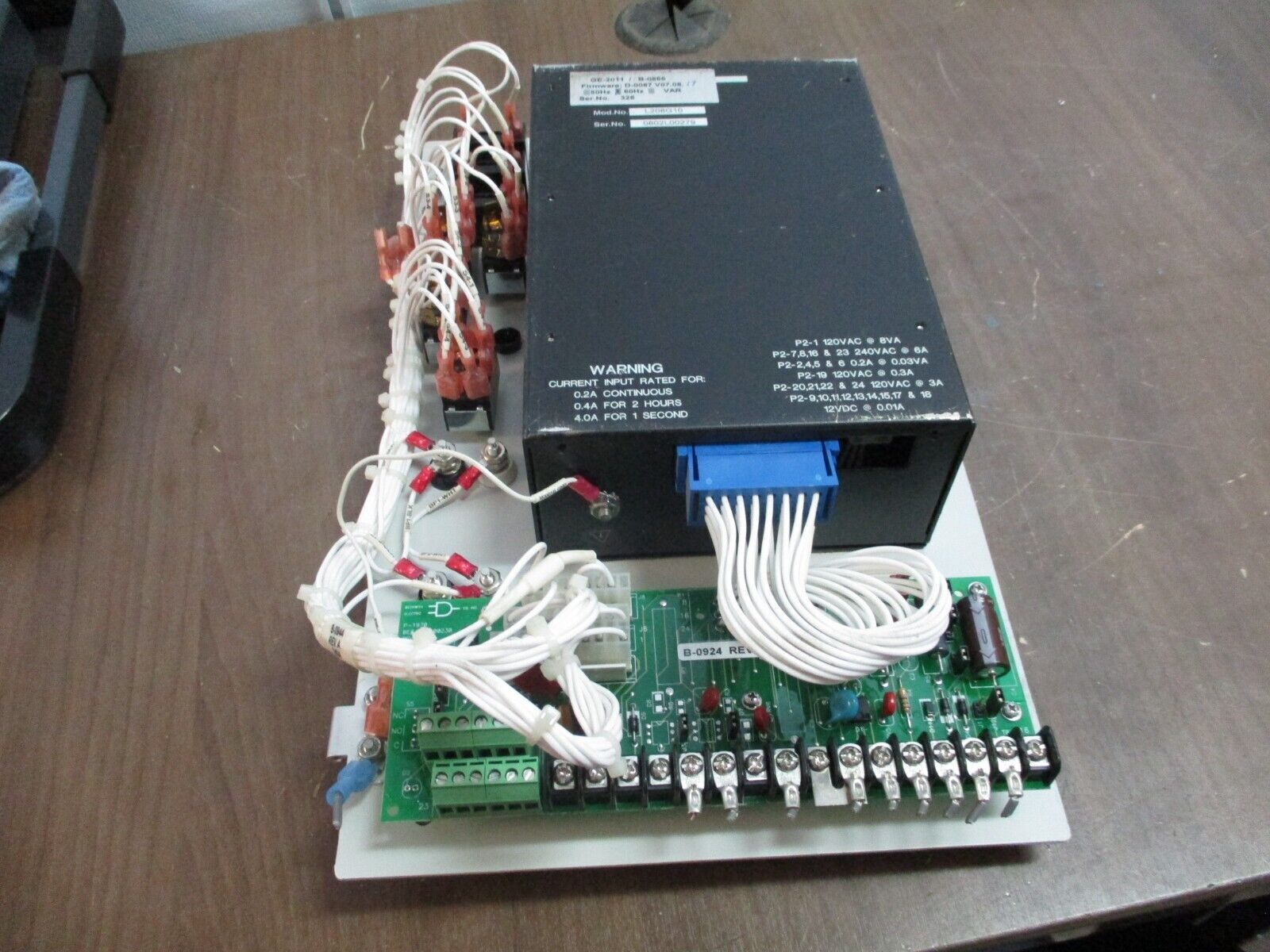 GE GE-2011 Voltage Regulator Control L208G10 F/W: D-0067 V07.08.17 60Hz Used