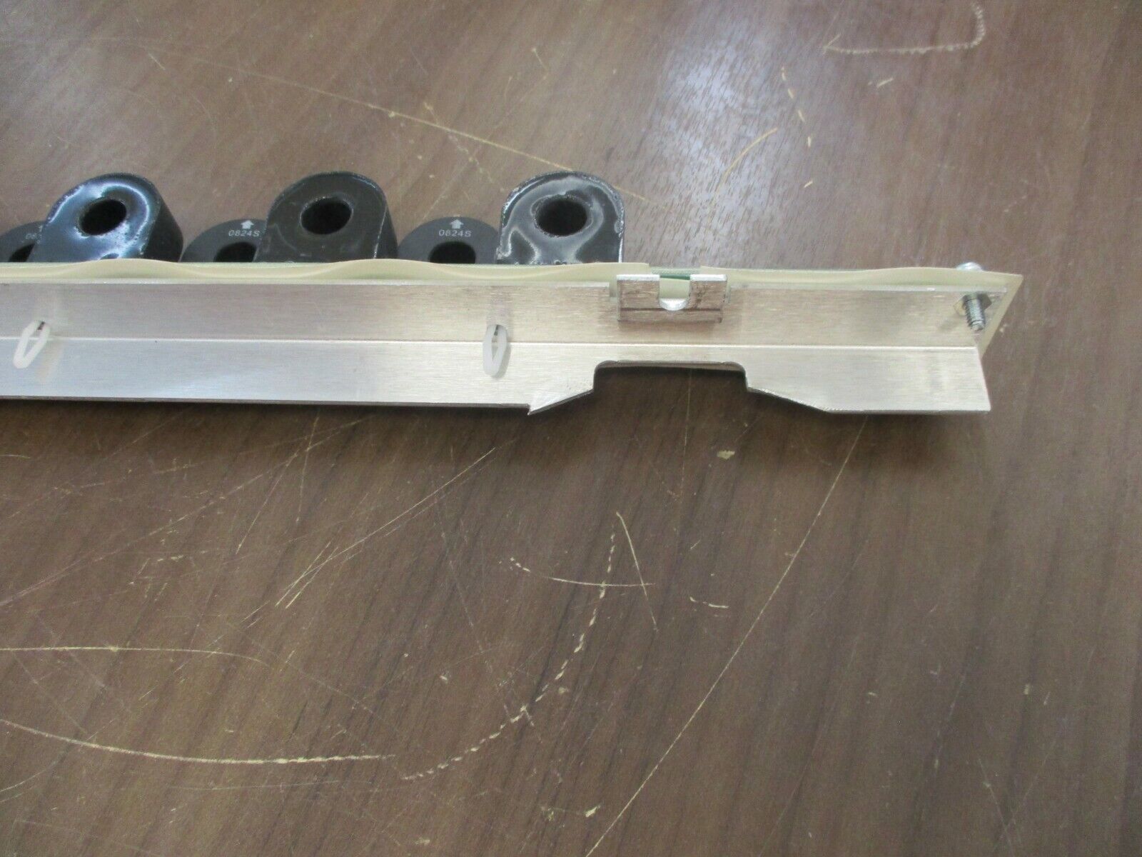 Veris Panel 1B CT Strip E30C184 100A 50/60Hz Used
