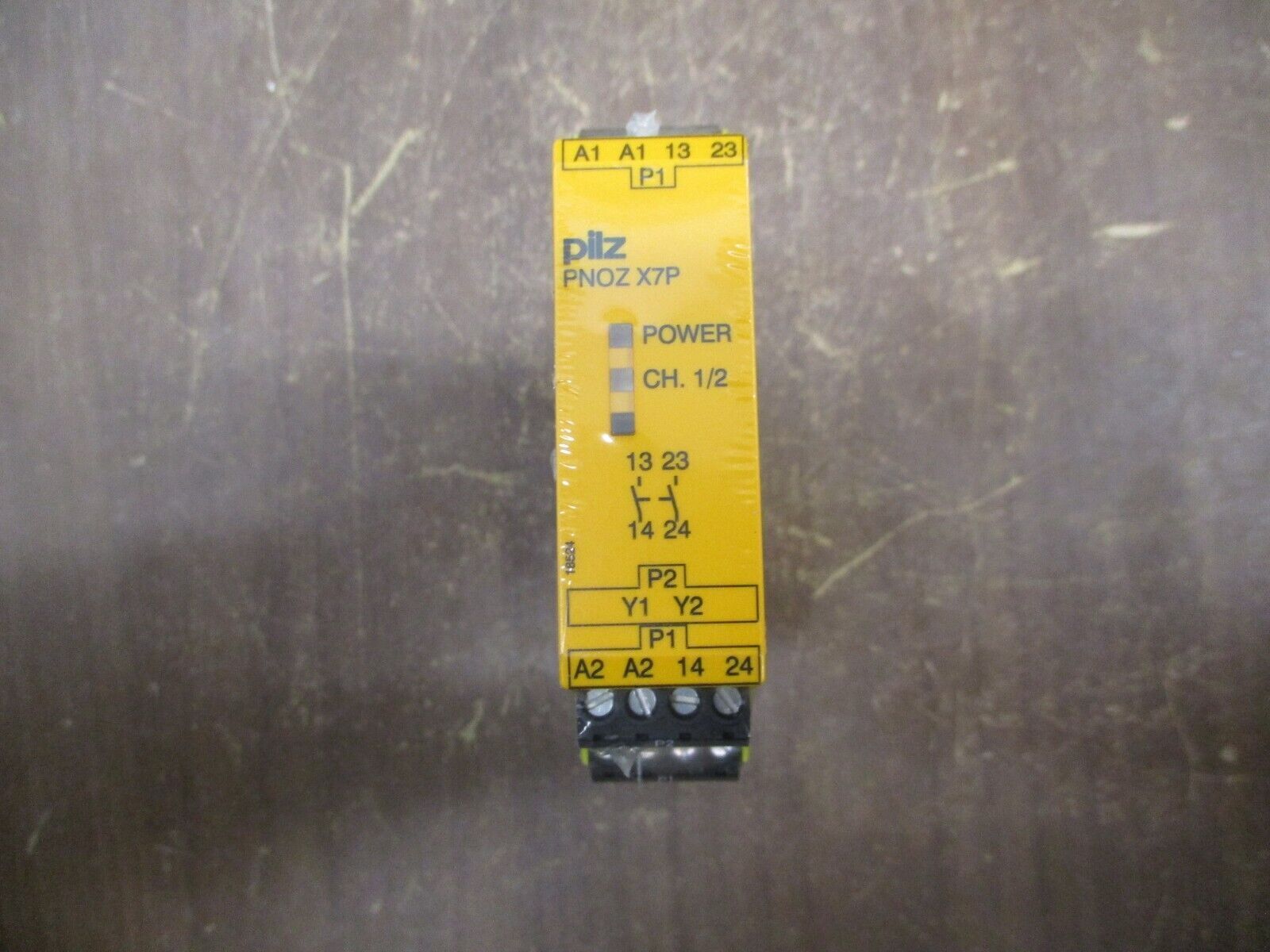 Pilz Safety Relay 777059 PNOZ X7P 24VAC/DC 2n/o *No Box* New Surplus