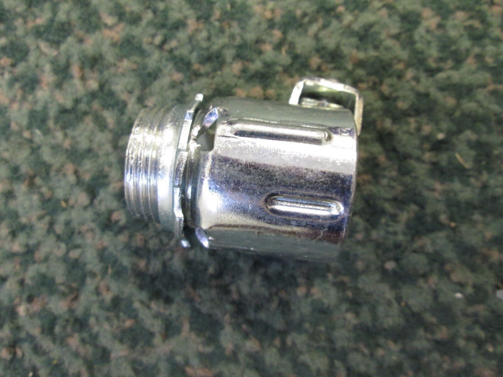 Thomas & Betts Armored Cable Connector 304 Size 3/4" *Box of 25* New Surplus