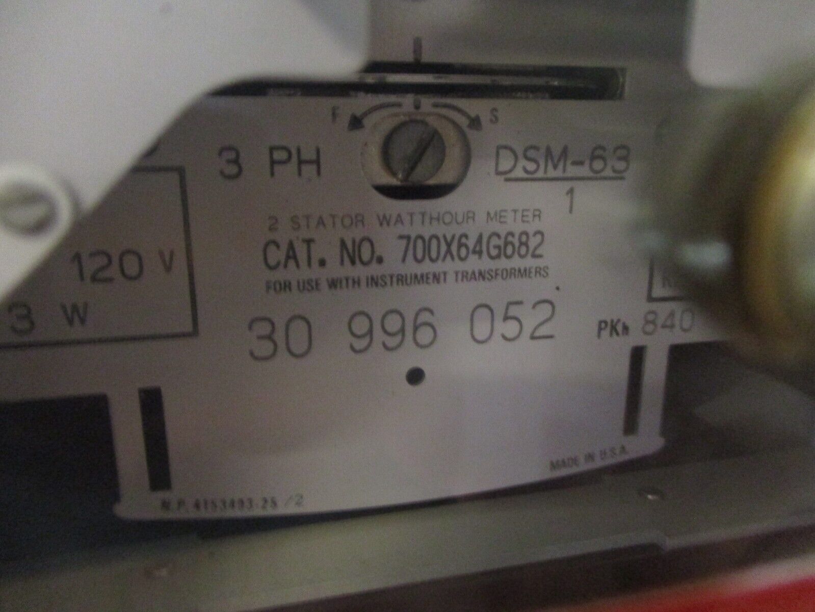 GE DSM-63 Kilowatthour Meter 700X64G682 120V 3Ph 60Hz Used