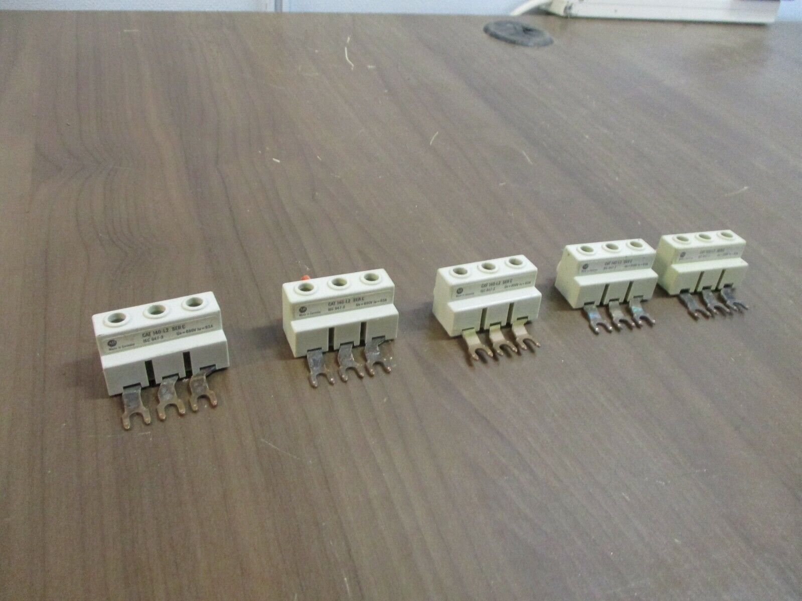 Allen-Bradley Terminal Link 140-L2 Ser. C *Lot of 5* Used