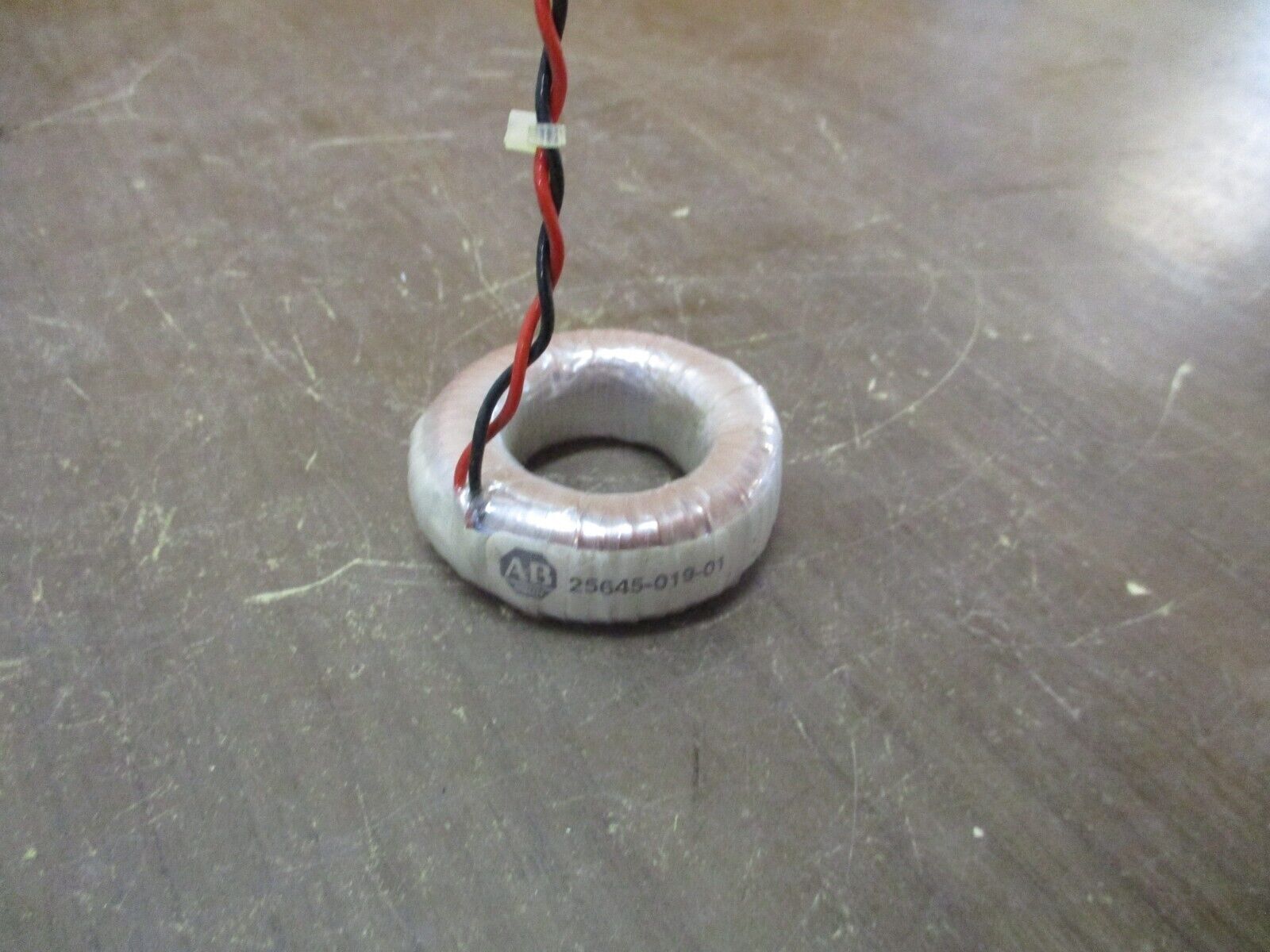 Allen-Bradly Current Transformer 25645-019-01 Used