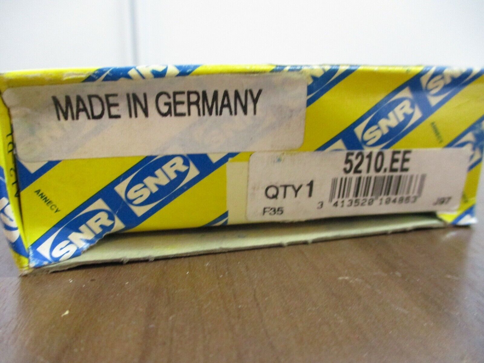 SNR Bearing 5210.EE New Surplus
