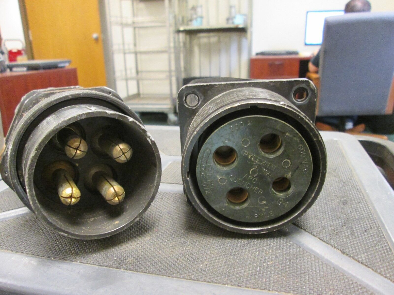Pyle-National Plug & Connector Set Part# 641A 200A 600V 4W