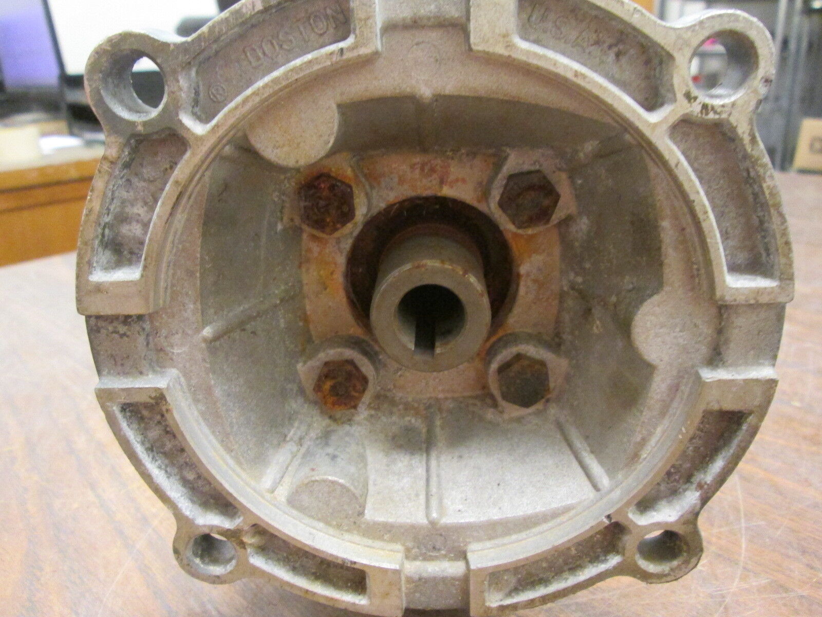 Boston Gear Reducer SF718-3-B5 J Ratio 5:1 2.080 HP In 337 Lb/In Torque Out Used