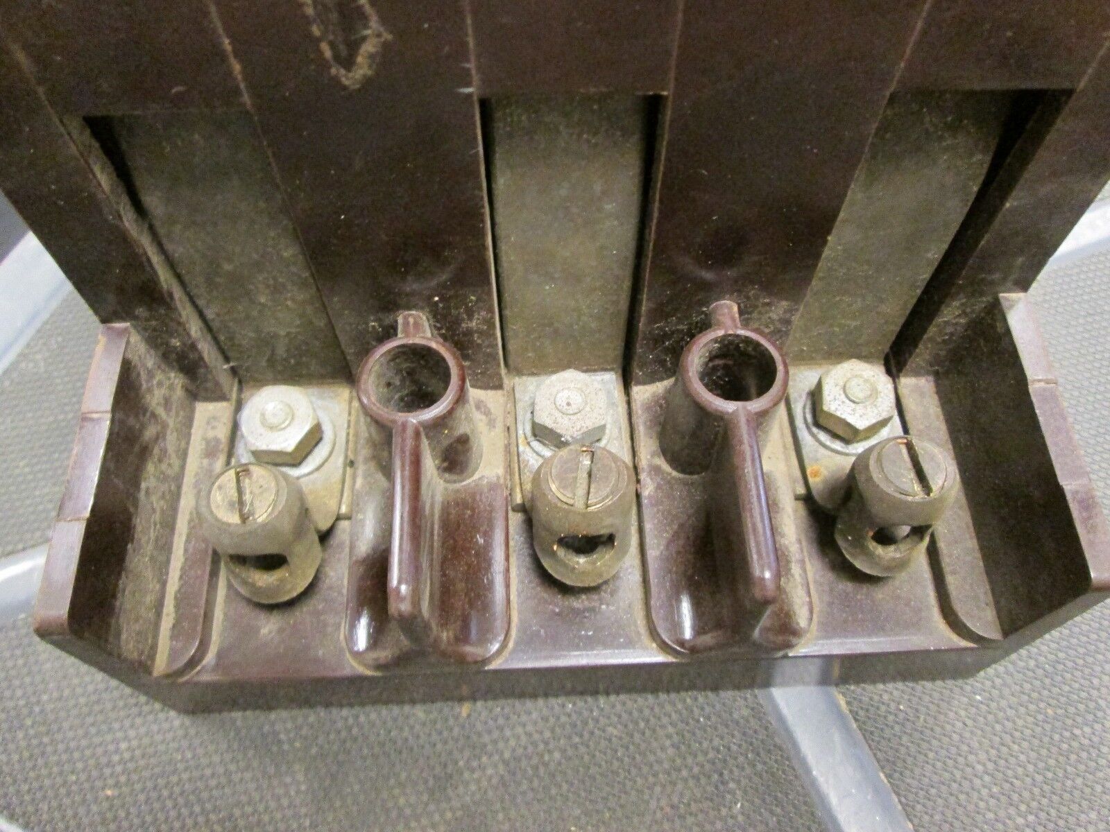 Frank Adams Pullswitch Fuse 60a 250v Class R Fuse 3 Pole Vertical Fuse Used