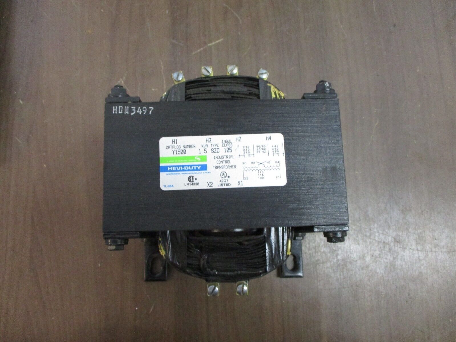Hevi-Duty Control Transformer Y1500 1.5kVA Pri: 240/480V Sec: 120V 50/60Hz 1Ph