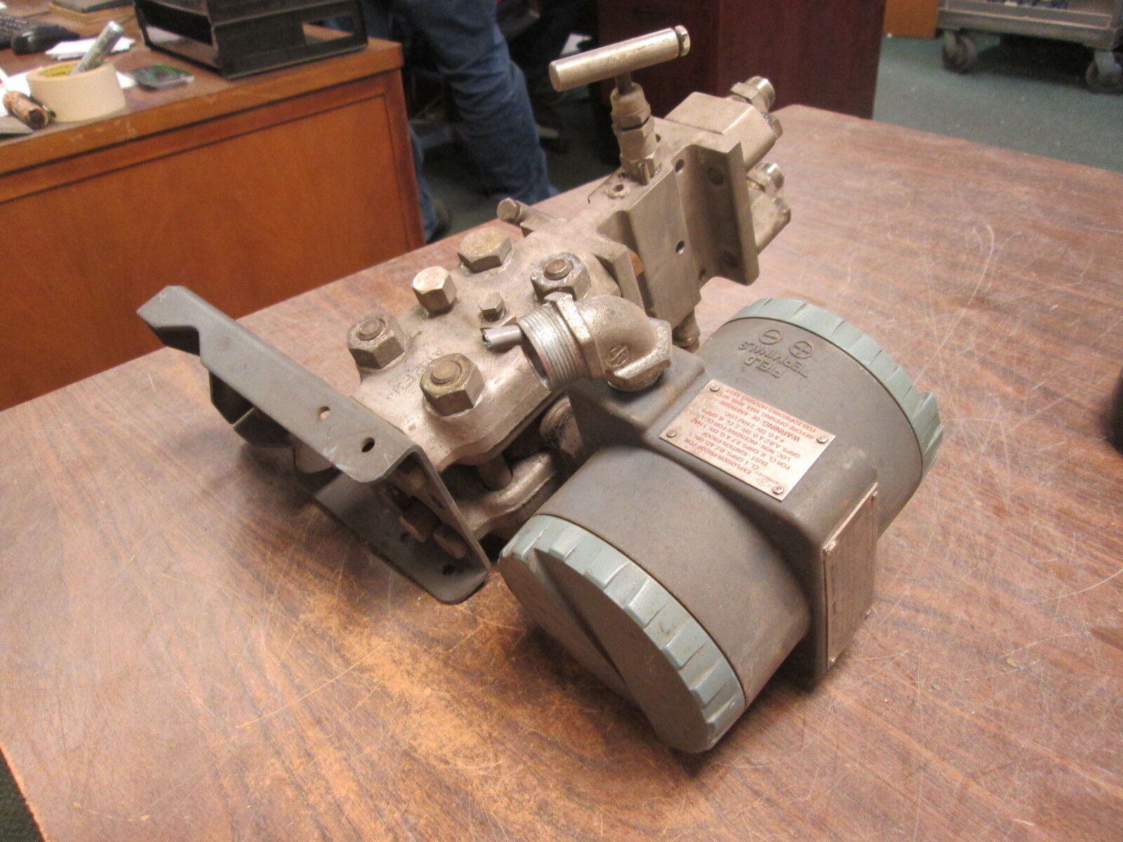 Foxboro Intelligent Transmitter 823DP-D3S1NM2-M 12.5-42VDC 3000PSI MWP Used