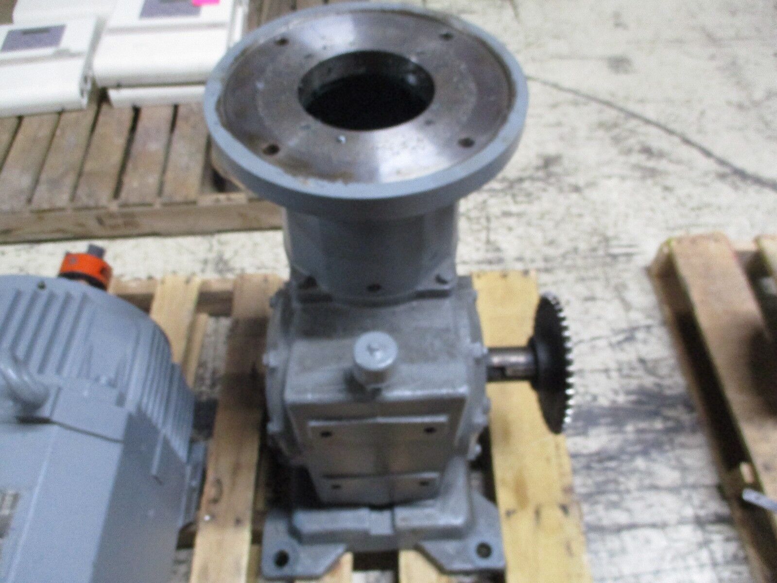 Reliance Electric Gear M629150001WR 23HP Max In 1800RPM In Ratio: 5.0 Used