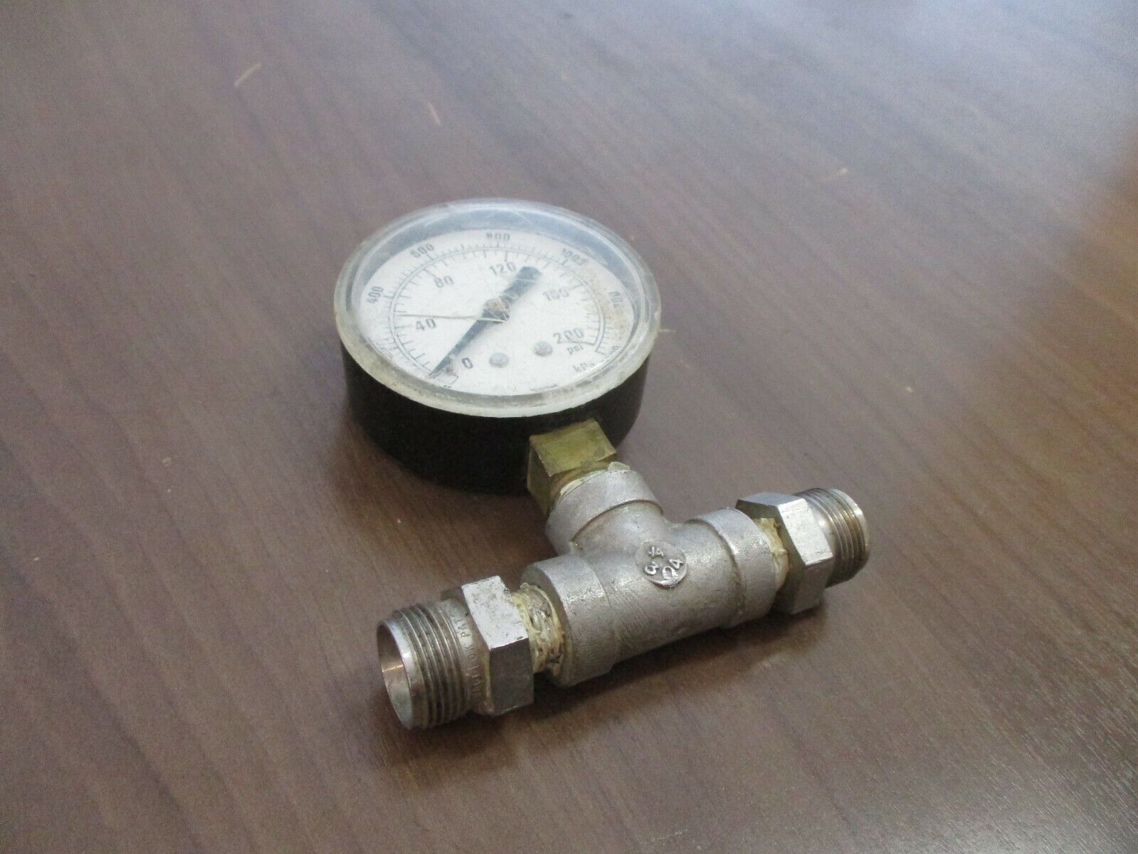 Marshalltown Pressure Gauge 88904 Range: 0-1400PSI Used
