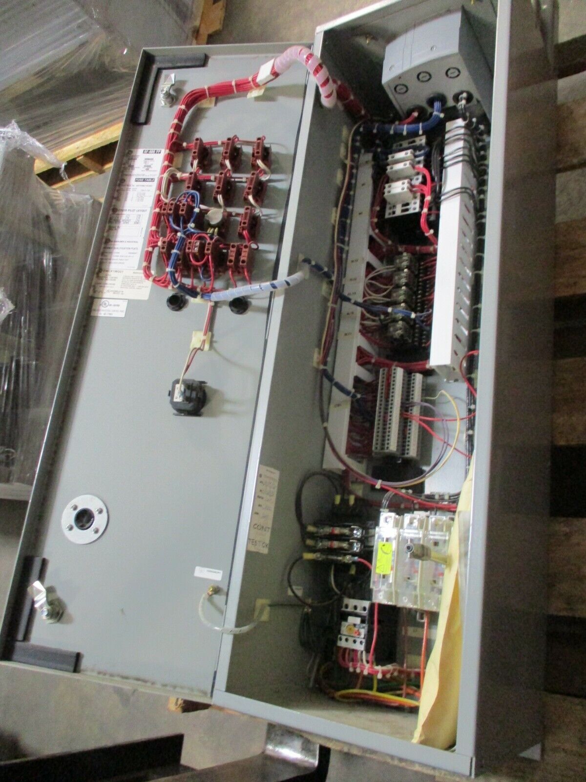 GE AF-600 FP AC Drive w/ Bypass 6KFPH30071RD4XX 7.5HP 3Ph 460V Used