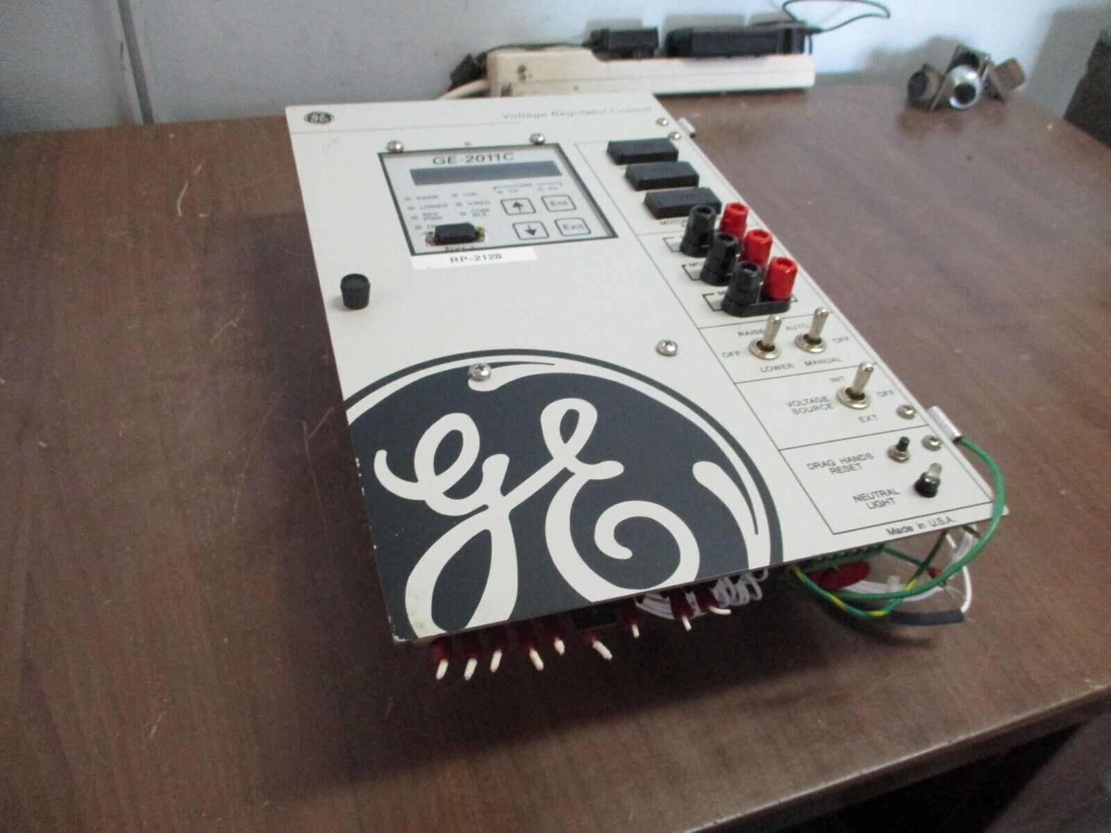 GE GE-2011 Voltage Regulator Control GE-2011C-6SL S/W: D-0146V08.02.03 Used