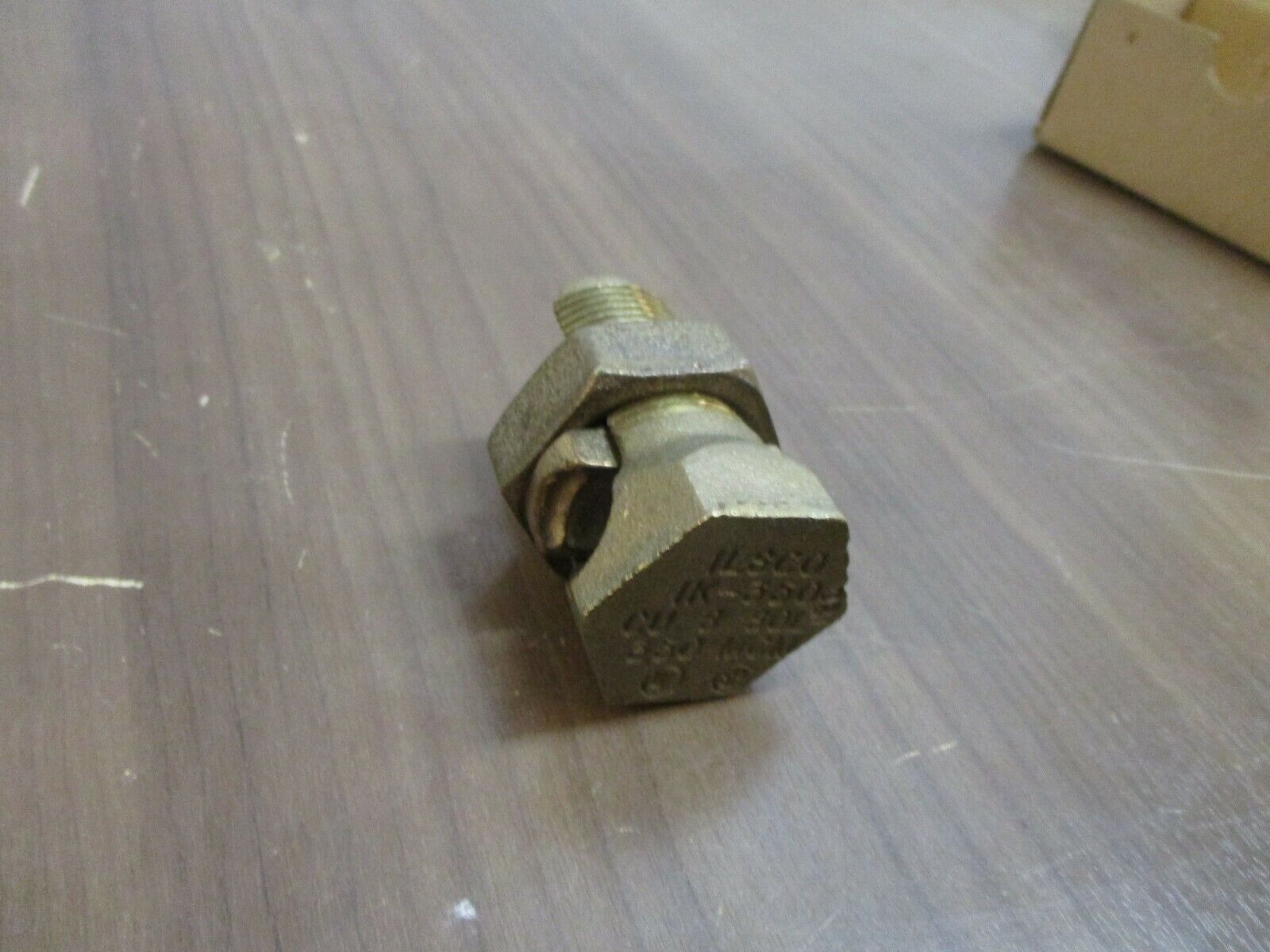 Ilsco Copper Split Bolt IK-350 2000V Equal Run/Tap: 350KCMIL-4/0STR New Surplus