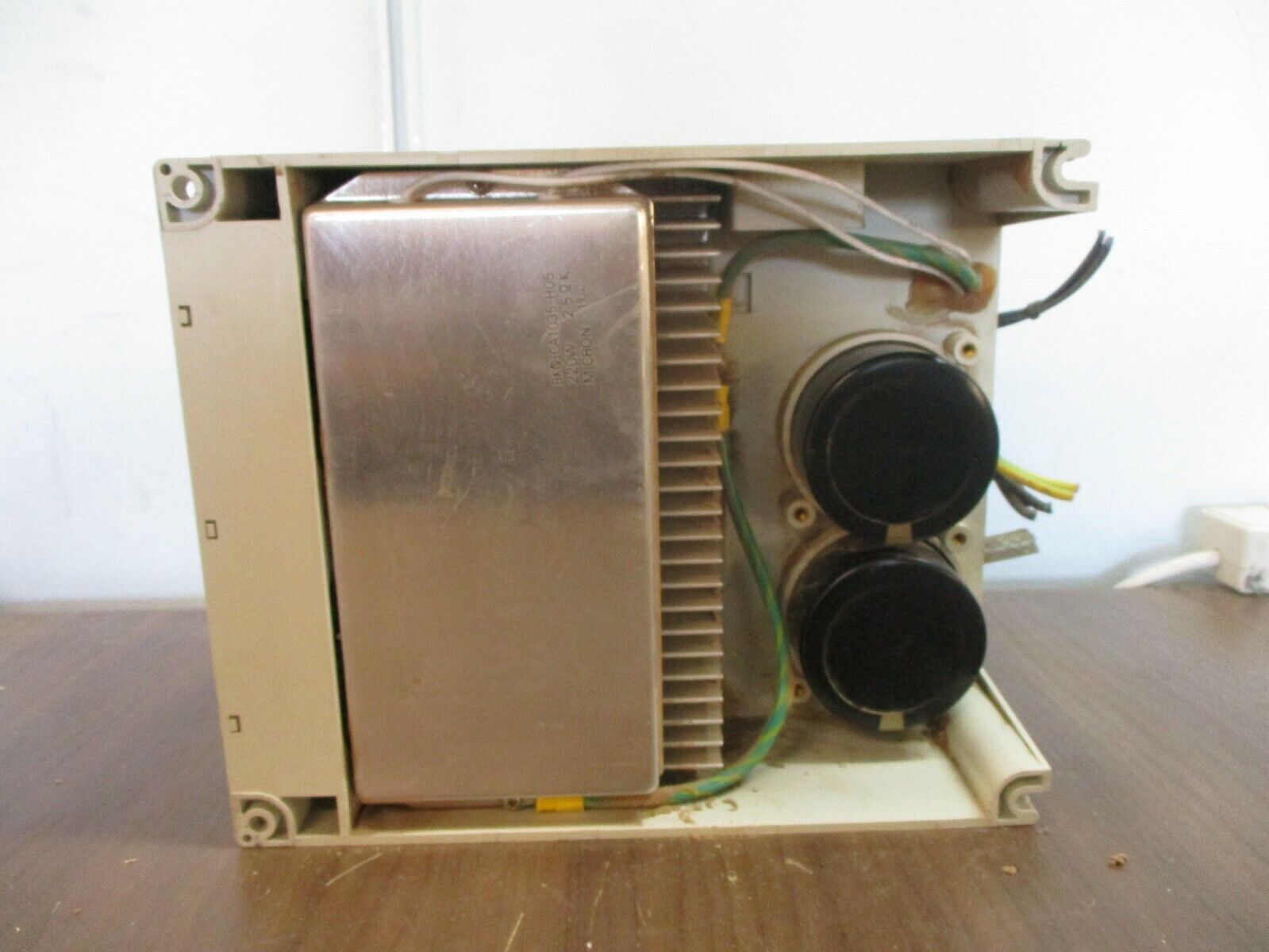 Mitsubishi Freqrol A500 AC Drive FR-A520-5.5K 5.5kW 3Ph w/ Keypad Used
