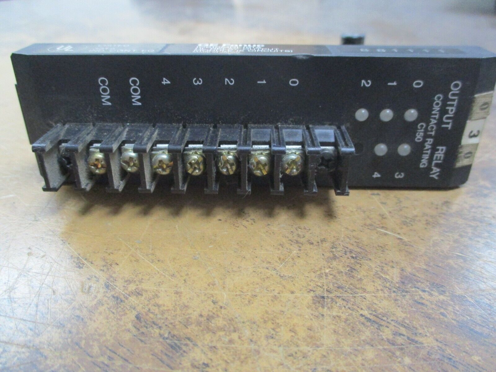 GE Fanuc Relay Output Module IC610MDL181A 5-Circuits Used