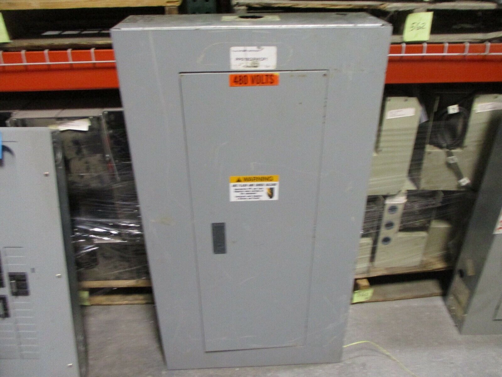 Siemens Main Lug Breaker Panel SEF30ML250CTS 250A Max 240V 3P 3W 30-Slot Used