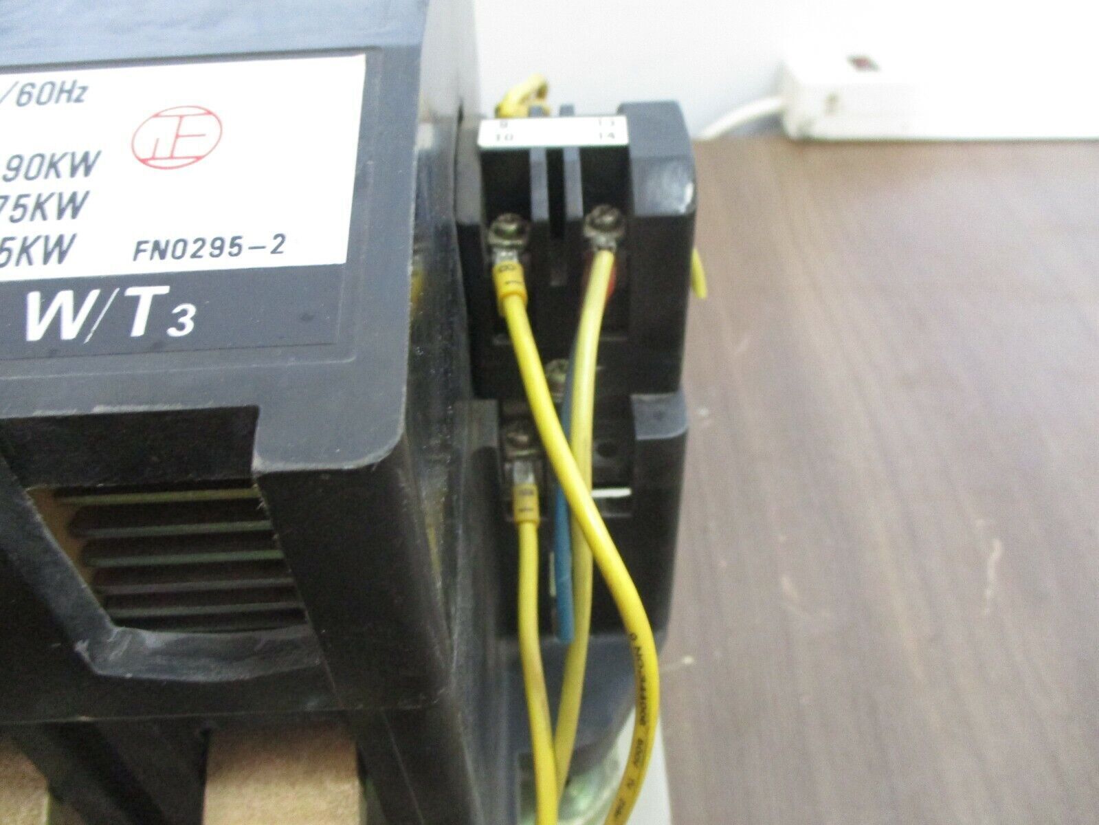 Taian Contactor C-300L 400A 600V 50/60Hz Used