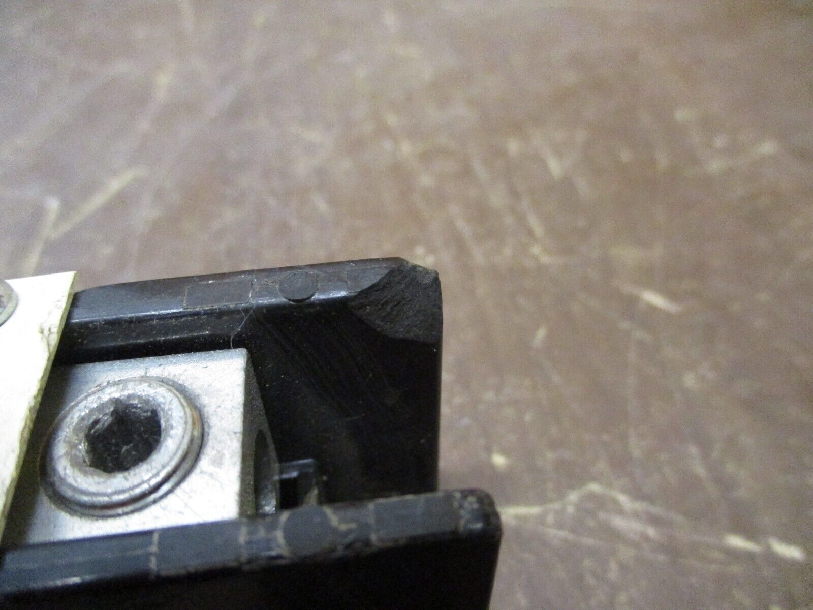 Allen-Bradley Power Distribution Block 1492-100X 175A 600V 3P *Chipped Corner*