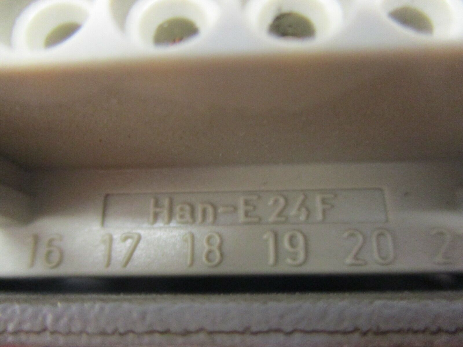 Harting Conntector Han-E24F 16A 400V Used