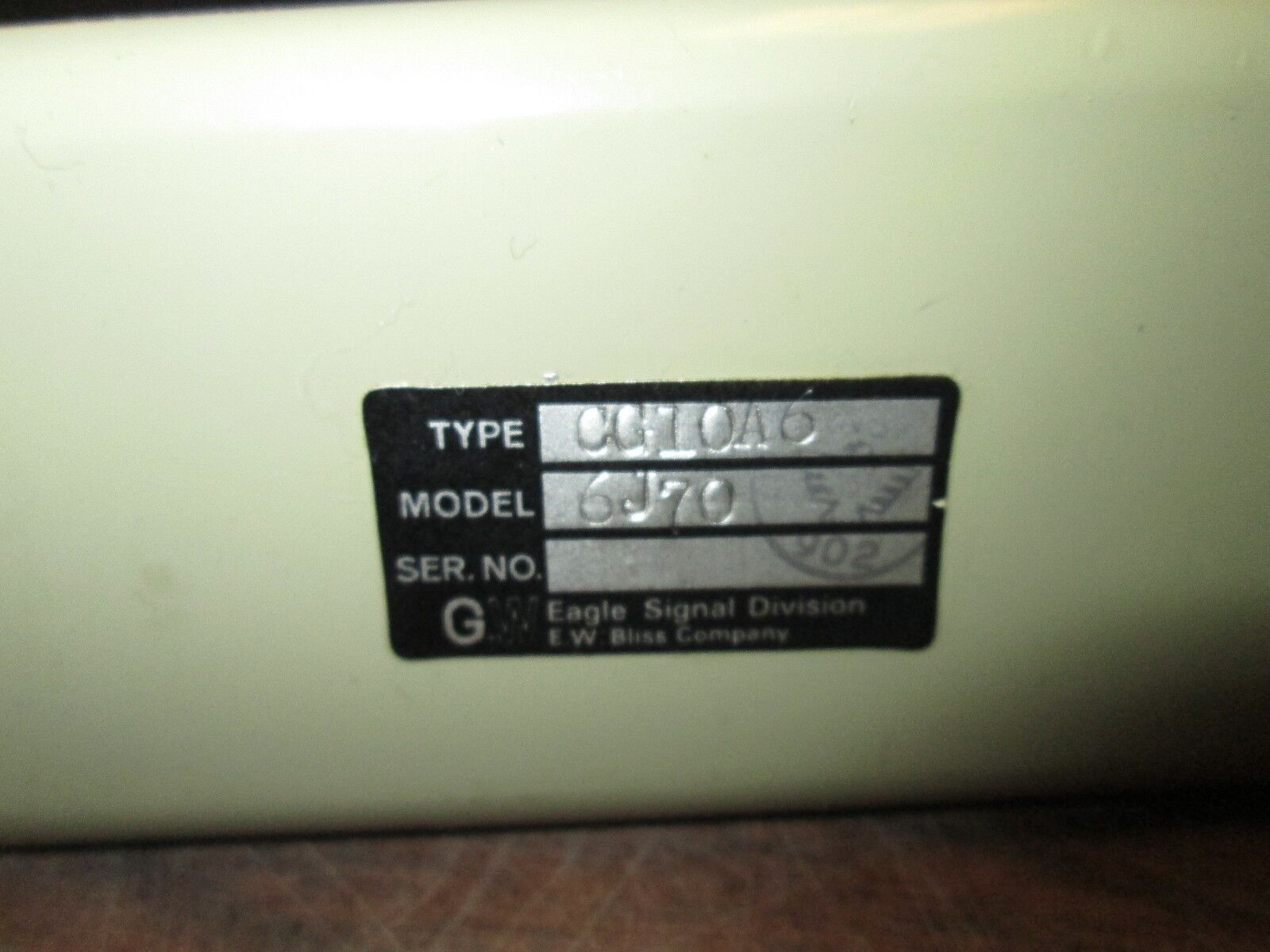 Eagle Signal Time Delay Relay CG913A3 120V AC Plug-In Surface TG New Surplus