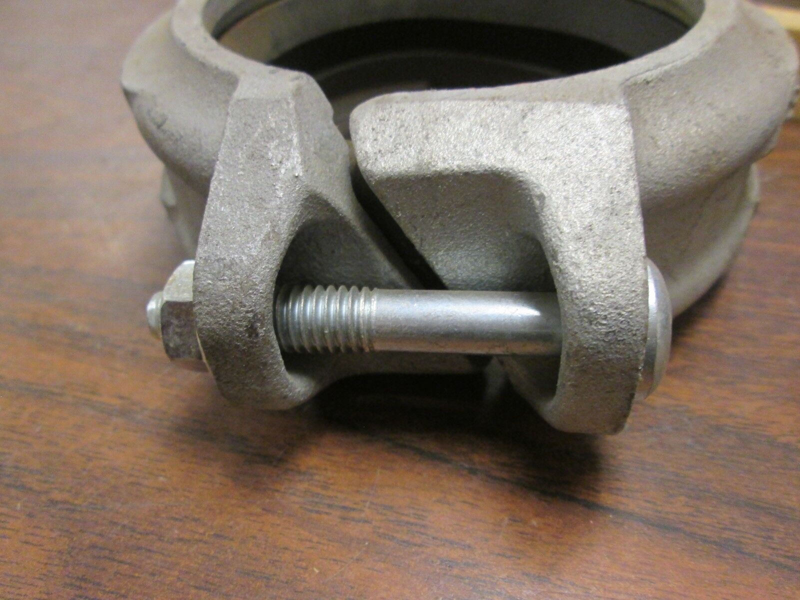 Victaulic Coupling Clamp 3"/88.9-005H Size: 3" *No Box* New Surplus