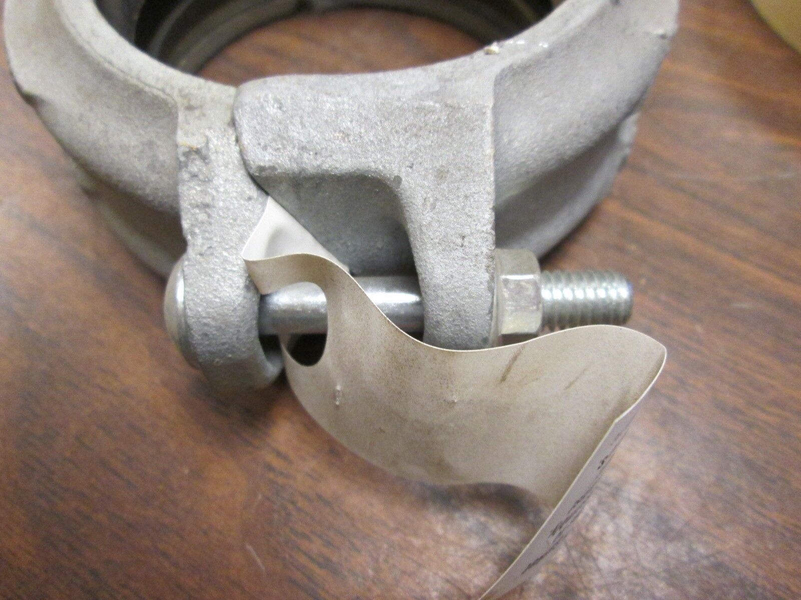 Victaulic Coupling Clamp 3"/88.9-005H Size: 3" *No Box* New Surplus