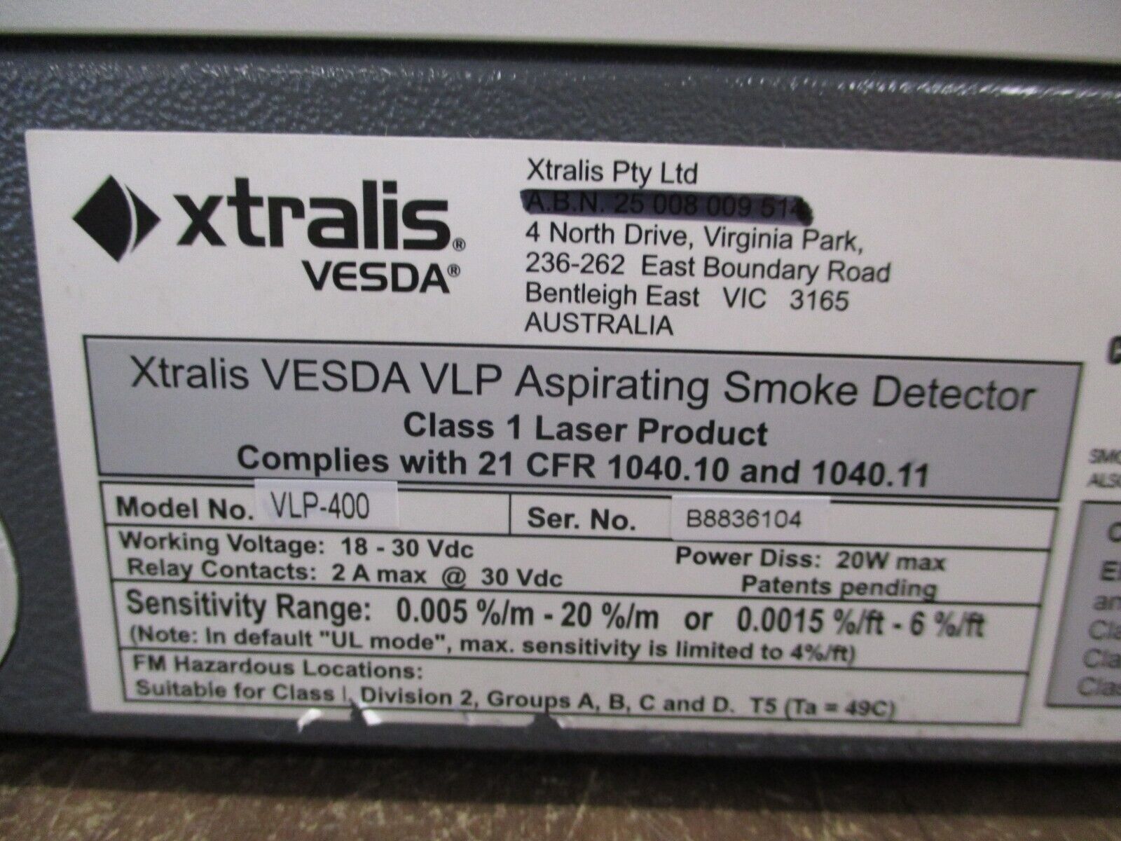 Xtralis Vesda VLP Aspirating Smoke Detector VLP-400 18-30VDC w/ Keypad Used