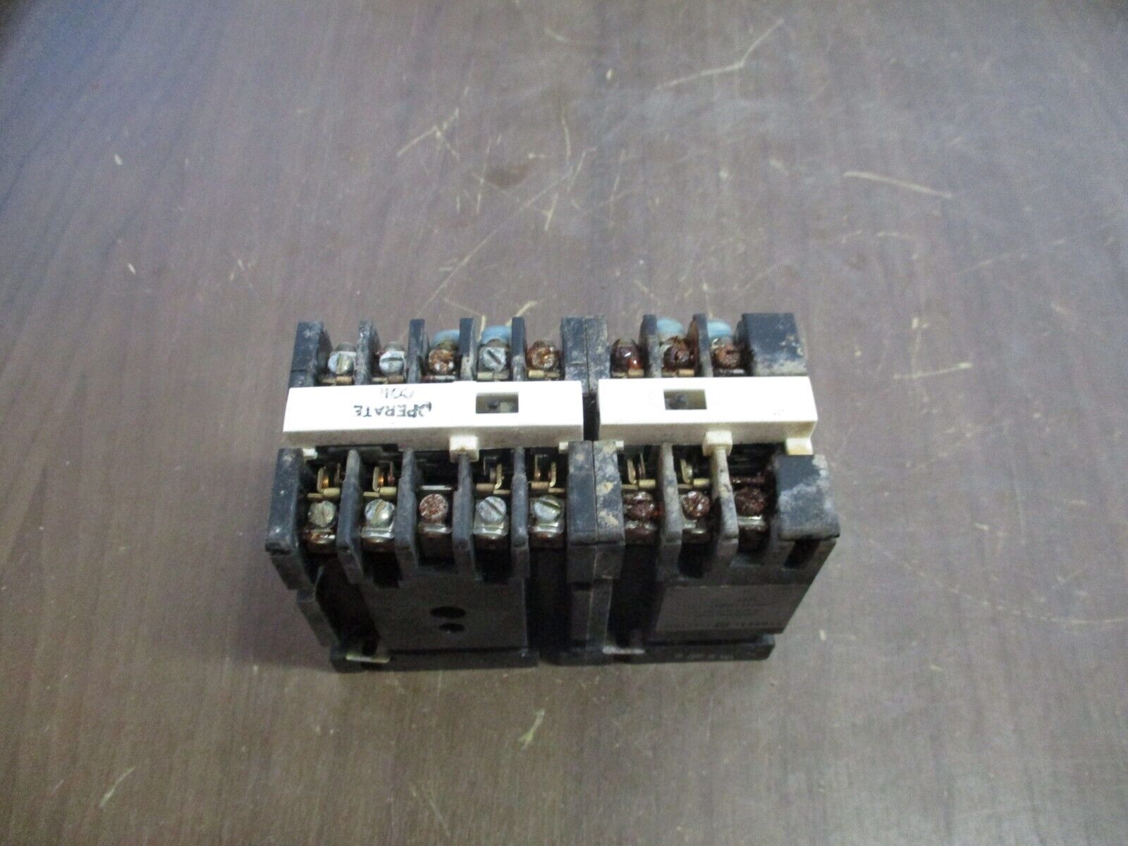 GE Industrial Relay CR120C40841 125VDC Coil 10A 200VAC Used