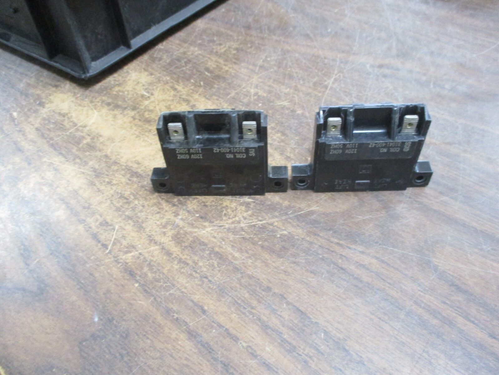 Square D Magnetic Coil 31041-400-42 120V @ 60Hz 110V@50Hz *Lot of 2* Used