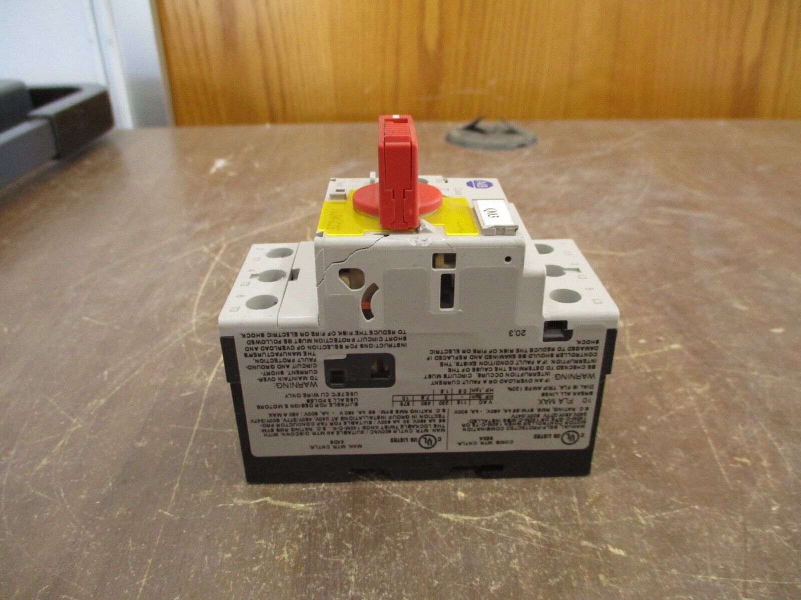 Allen-Bradley Manual Motor Protector 140M-C2E-C10 Trip : 6.3-10A Used