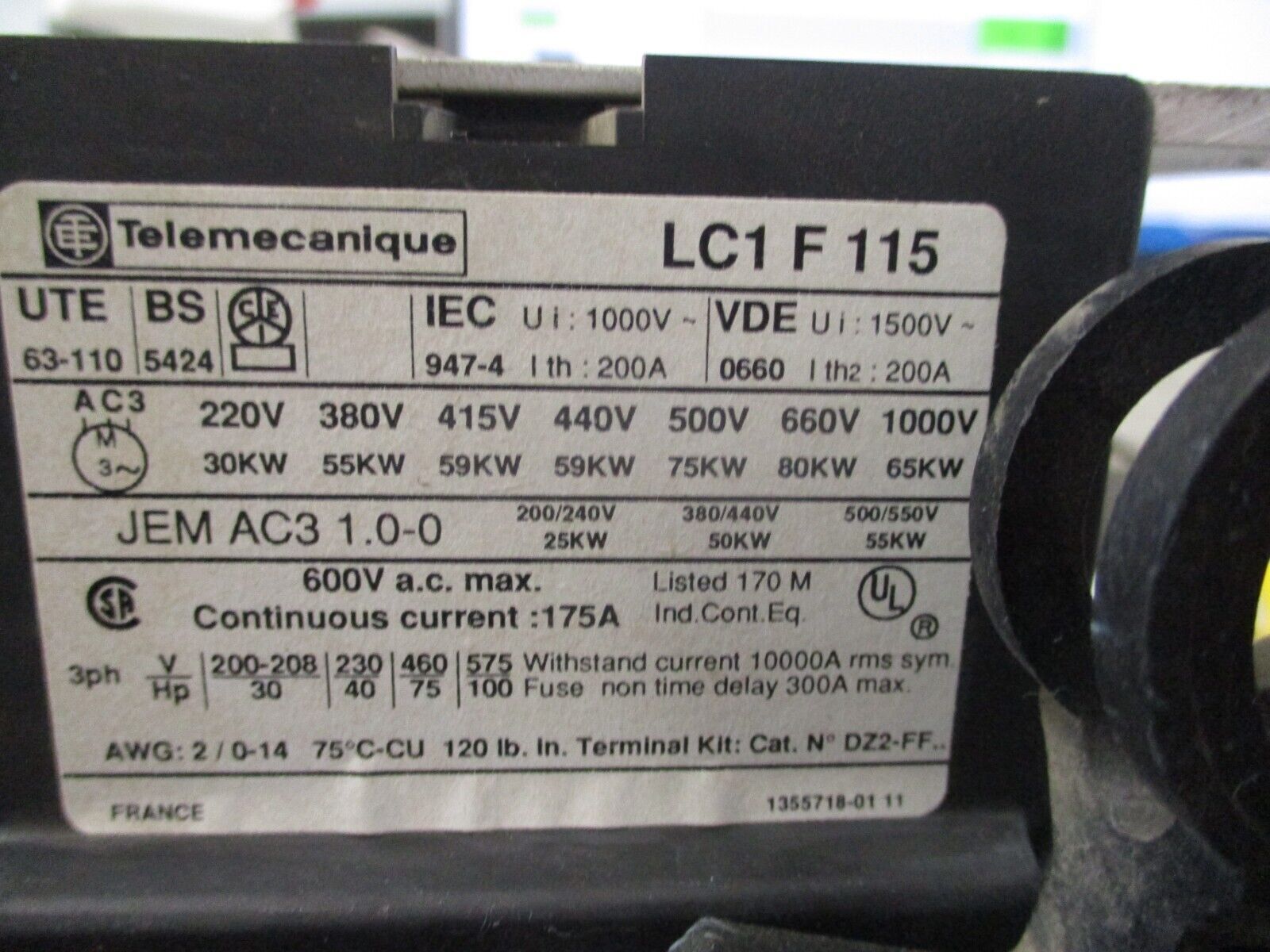 Telemecanique Contactor w/ 2 Aux Blocks LC1F115 115-120V Coil Used
