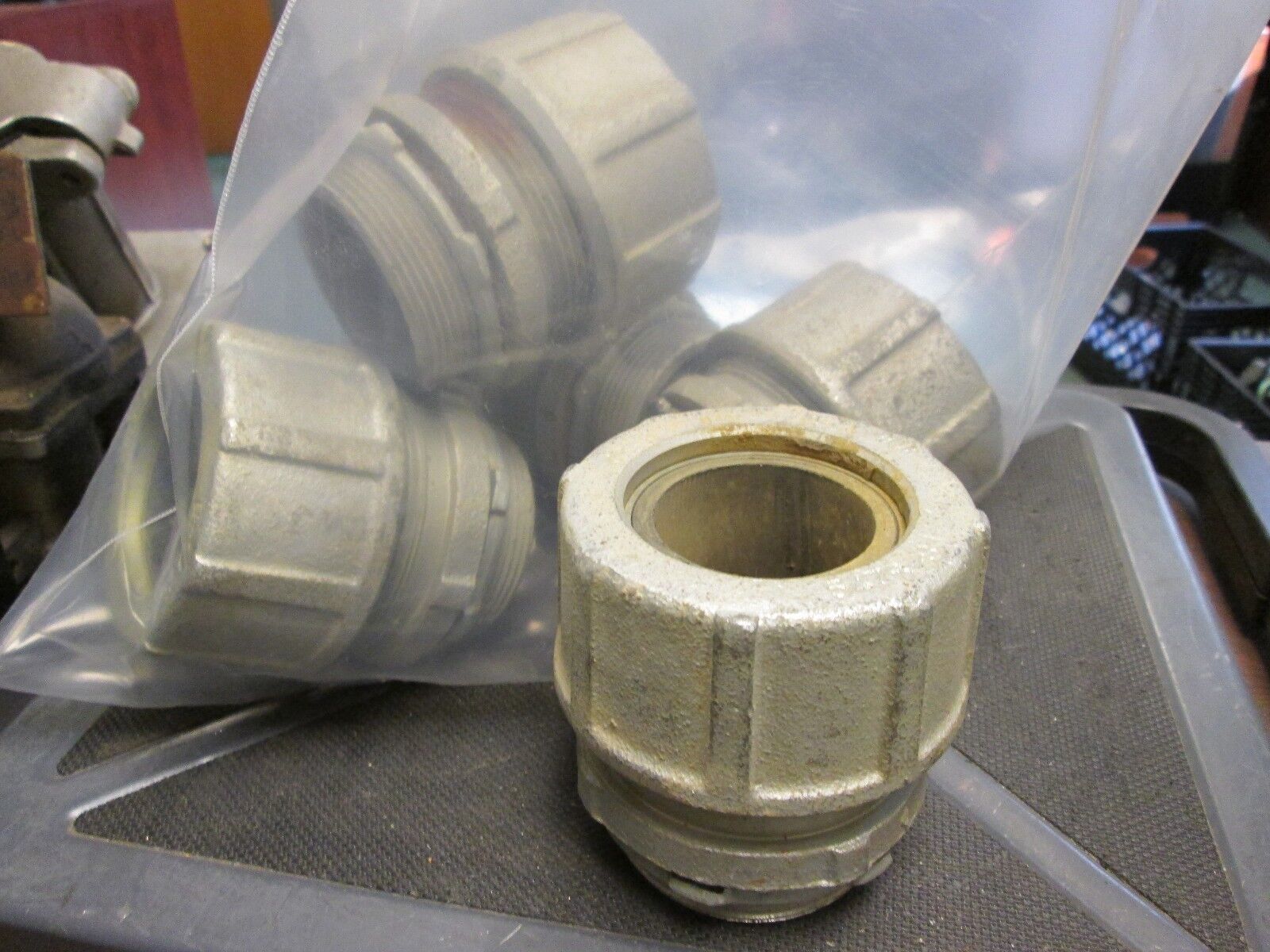 Crouse-Hinds Connector 5478-B Size 1-1/2" **Lot of 5**