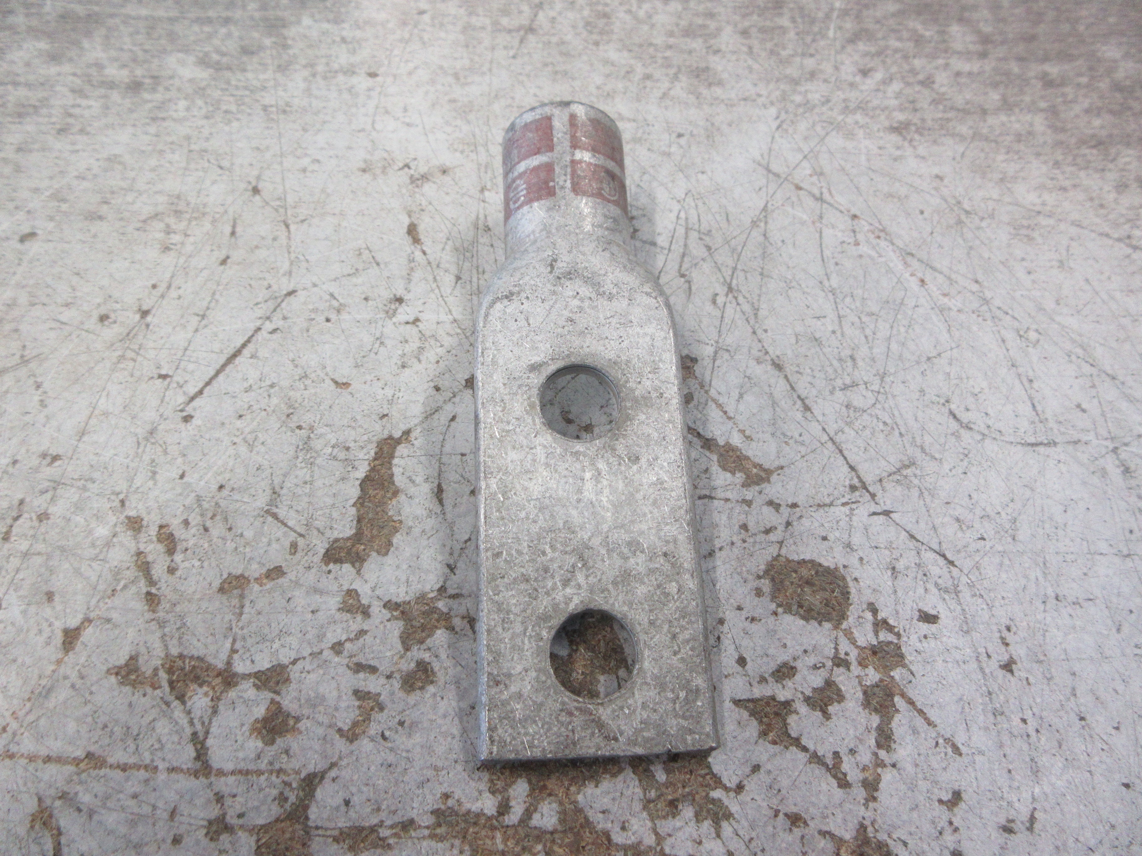 Burndy Crimp Lug YA34-2LN 500Kcmil CU *No Box* New Surplus