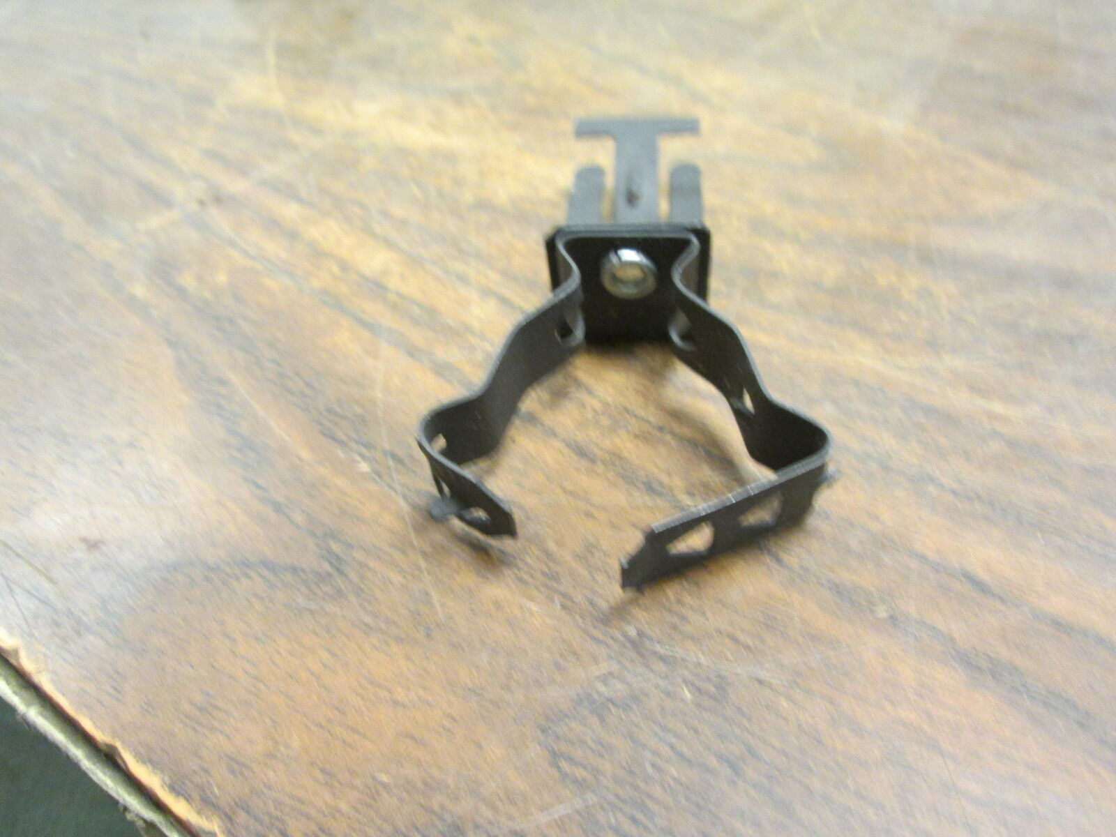 Caddy Combination Conduit Clip 8-12M *Approx 90* New Surplus