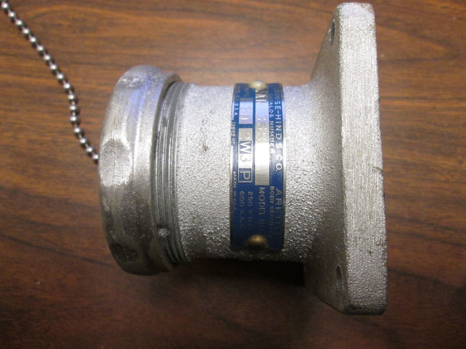 Crouse Hinds Arktite Receptacle Housings AR338-M54 Lot of 2 New Surplus