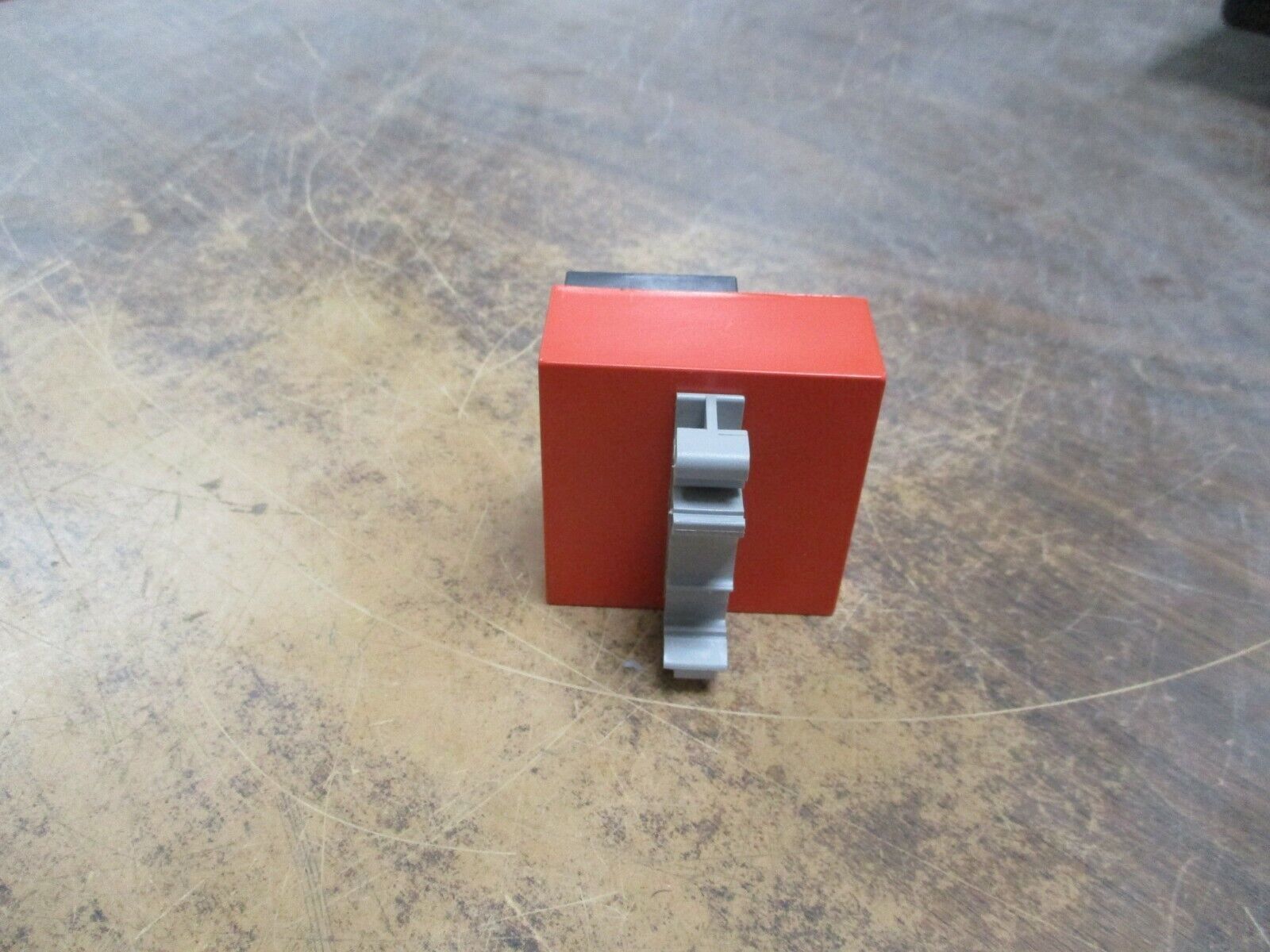 NCC Undervoltage Detector VNC-120AZ-341 78-132VAC 2.6VA Used