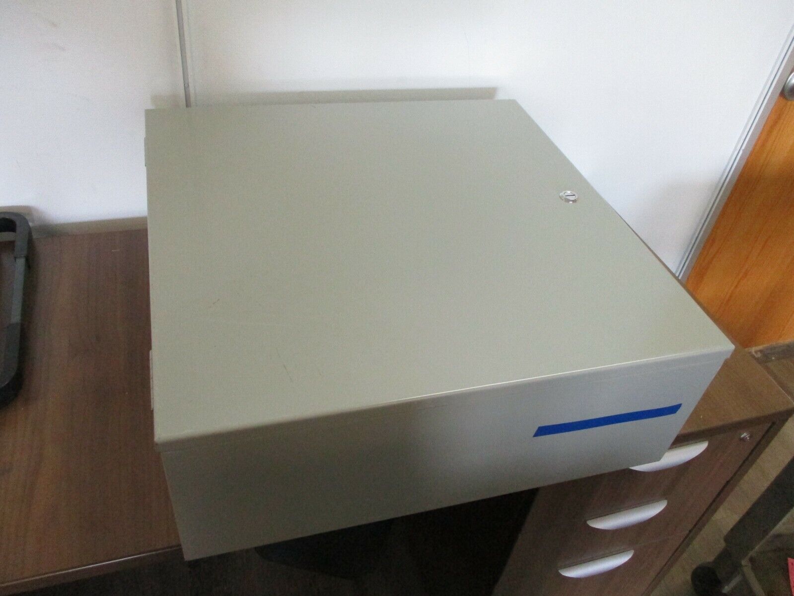 Wiegmann Type 1 Enclosure N1C242408LP Size: 24x24x8" *No Box* New Surplus