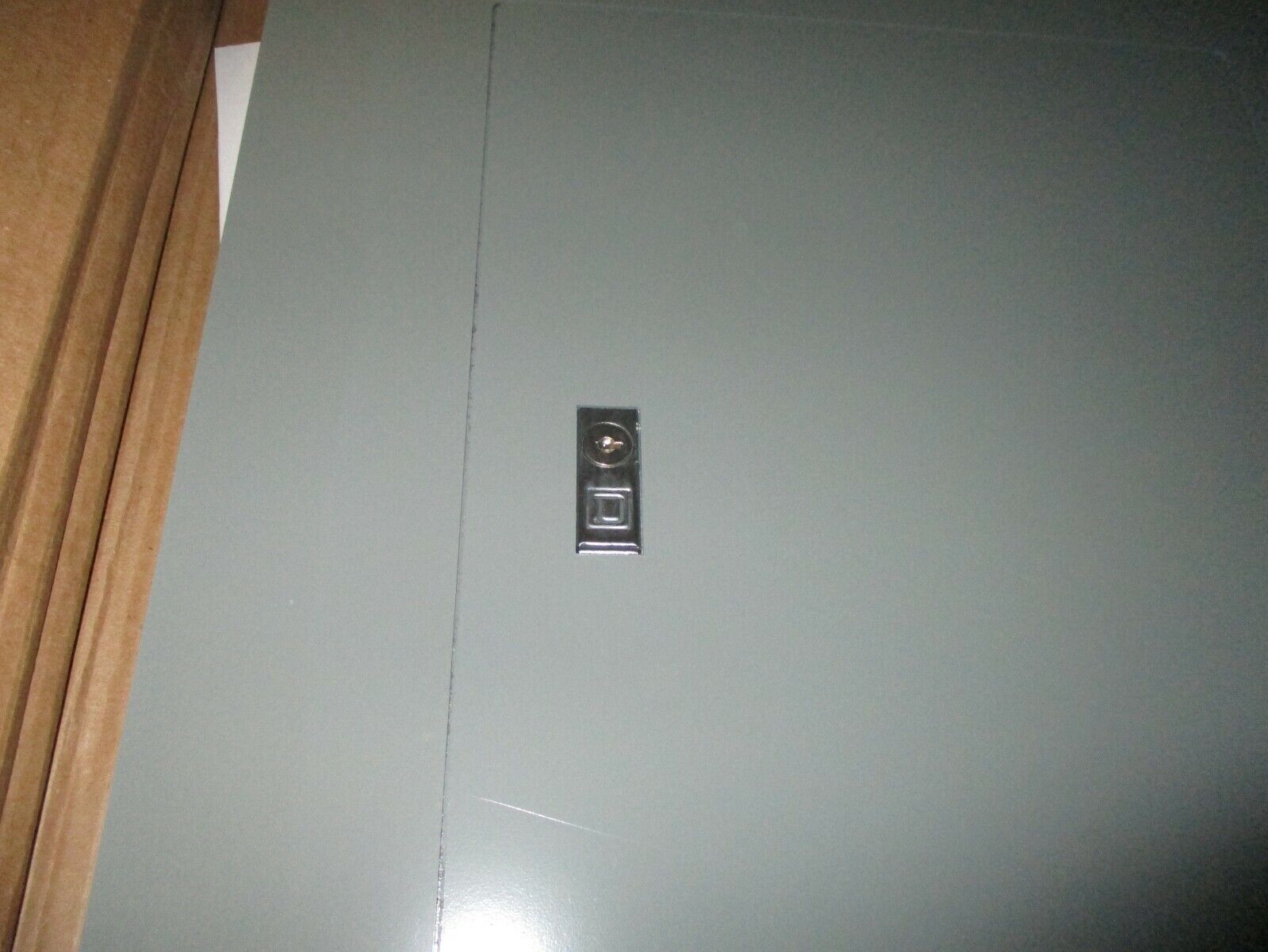 Square D Breaker Panel Interior w/Cover & Box NQ29429265250120001/NC26SHR/MH26BE