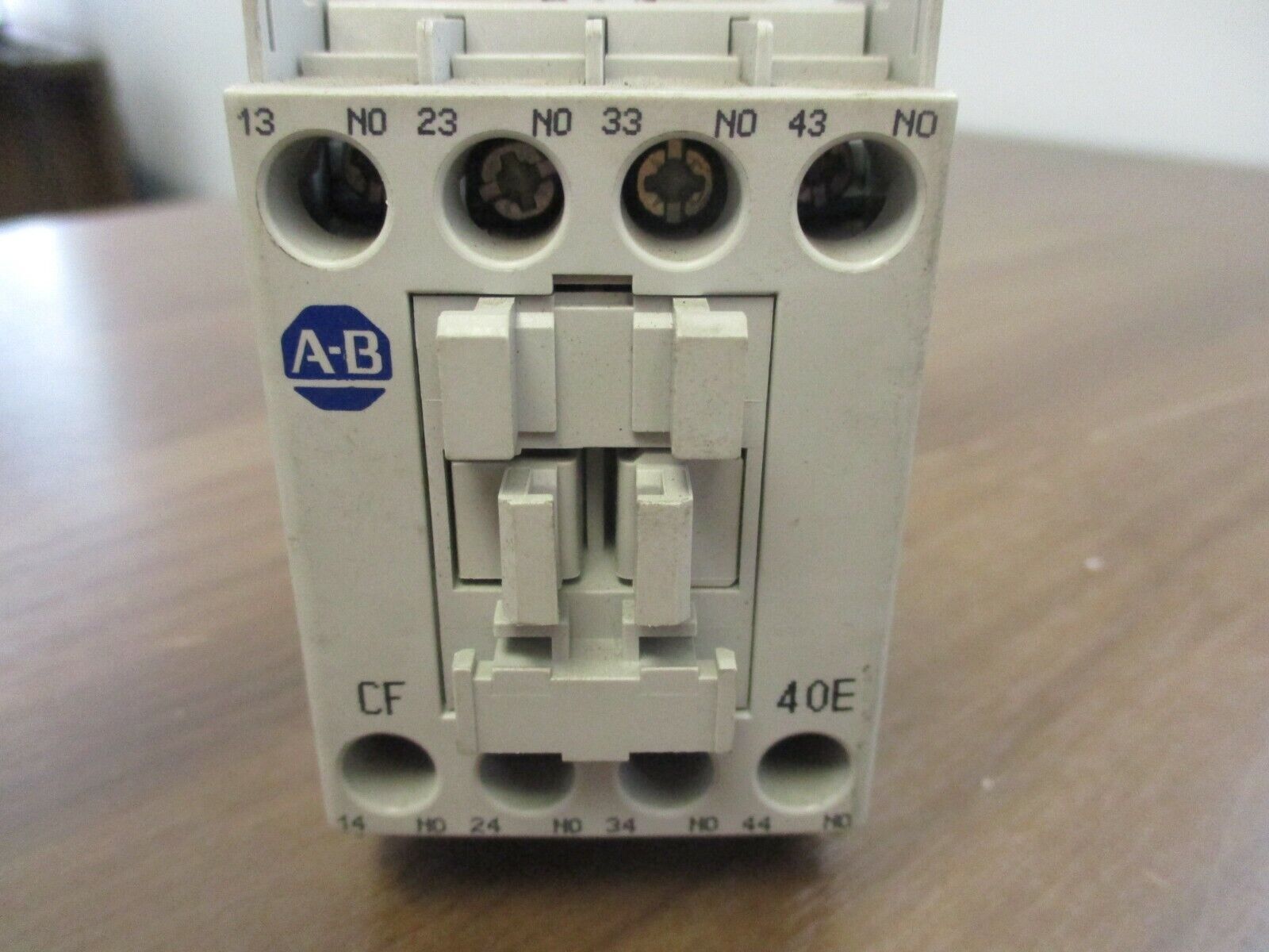 Allen-Bradley Contactor 700-CF400* 25A 600V 120V Coil Used
