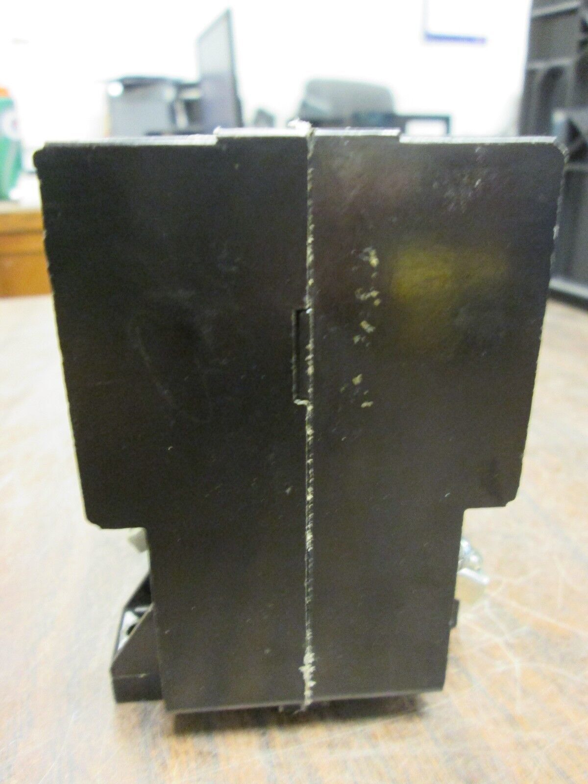 Cutler-Hammer Relay No. 911 9575H2252C 115/120V Coil 6A 300V Used - no button