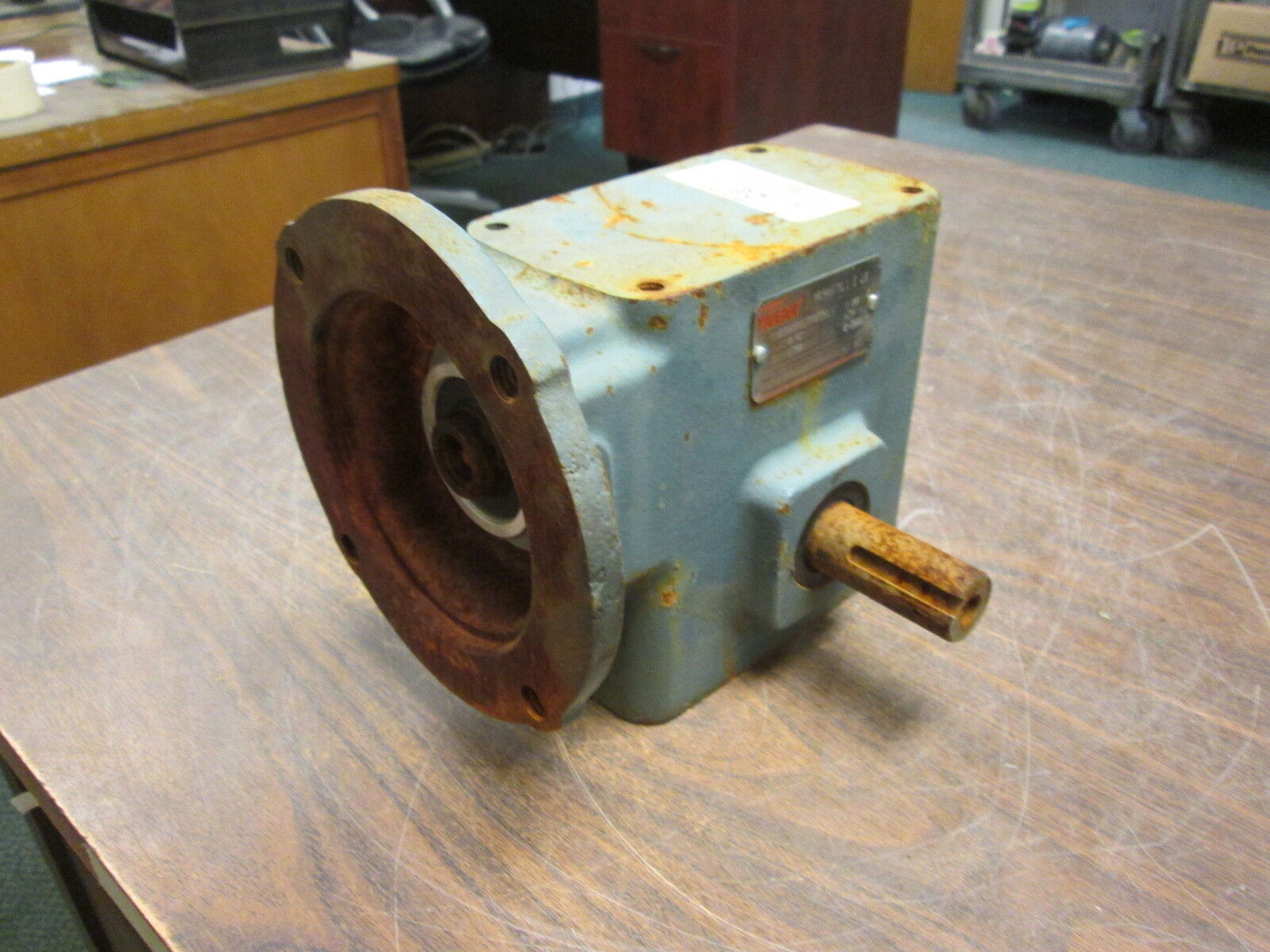 Dodge Tigear Reducer MR94875L1 E LB Size/Ratio: Q200B025M0561 0.92HP In Used