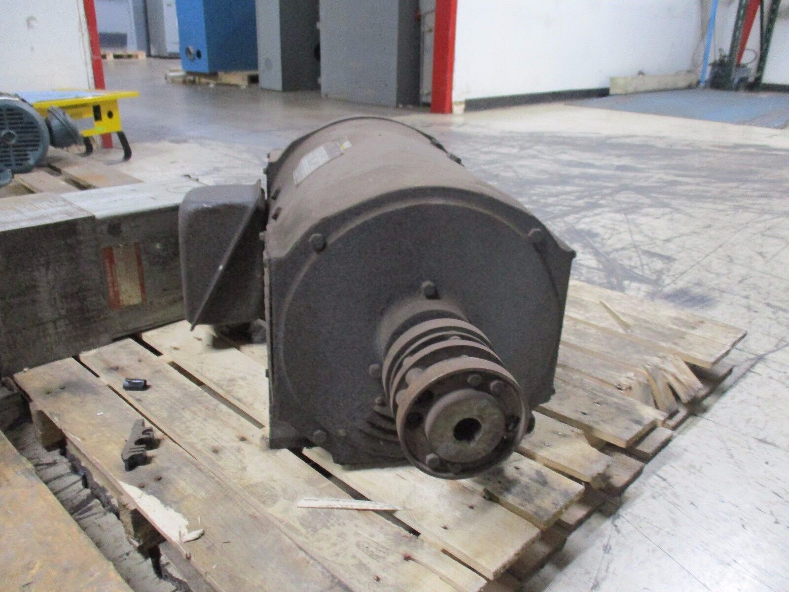 Allen-Bradley DC Motor w/GE Tachometer Generator M01243 25HP 1750/3000RPM Used